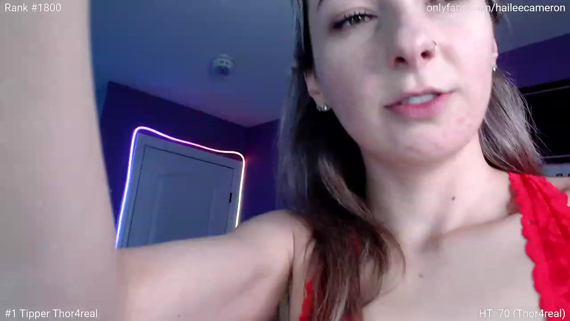 Gallery image thumbnail from HaileeCameron's myfreecams stream on, 12/05/2022, 03:05 image 5 of 20