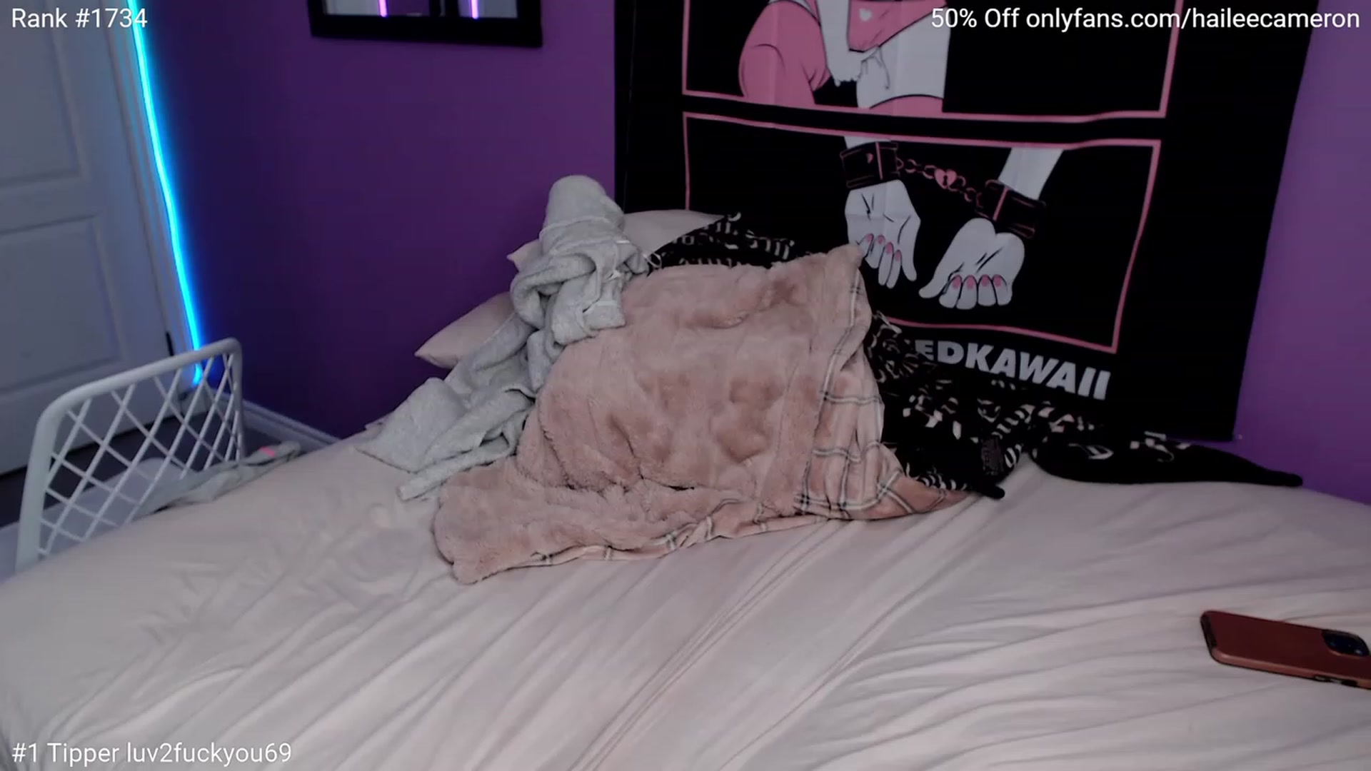 Gallery image thumbnail from HaileeCameron's myfreecams stream on, 01/09/2023, 24:01 image 12 of 20