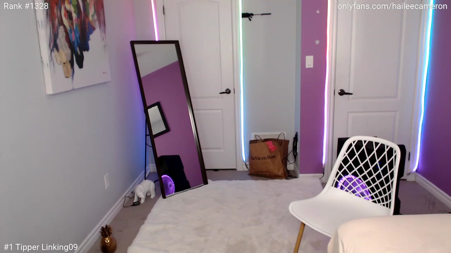 Gallery image thumbnail from HaileeCameron's myfreecams stream on, 01/13/2023, 08:19 image 10 of 20