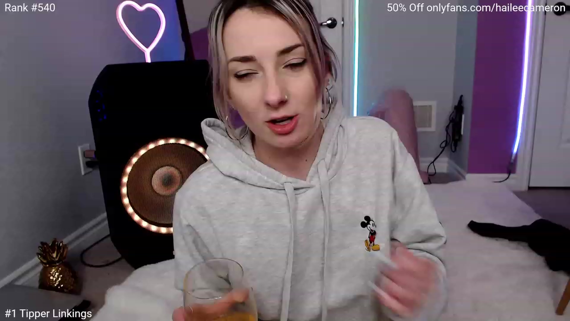 Gallery image thumbnail from HaileeCameron's myfreecams stream on, 02/03/2023, 08:40 image 15 of 20