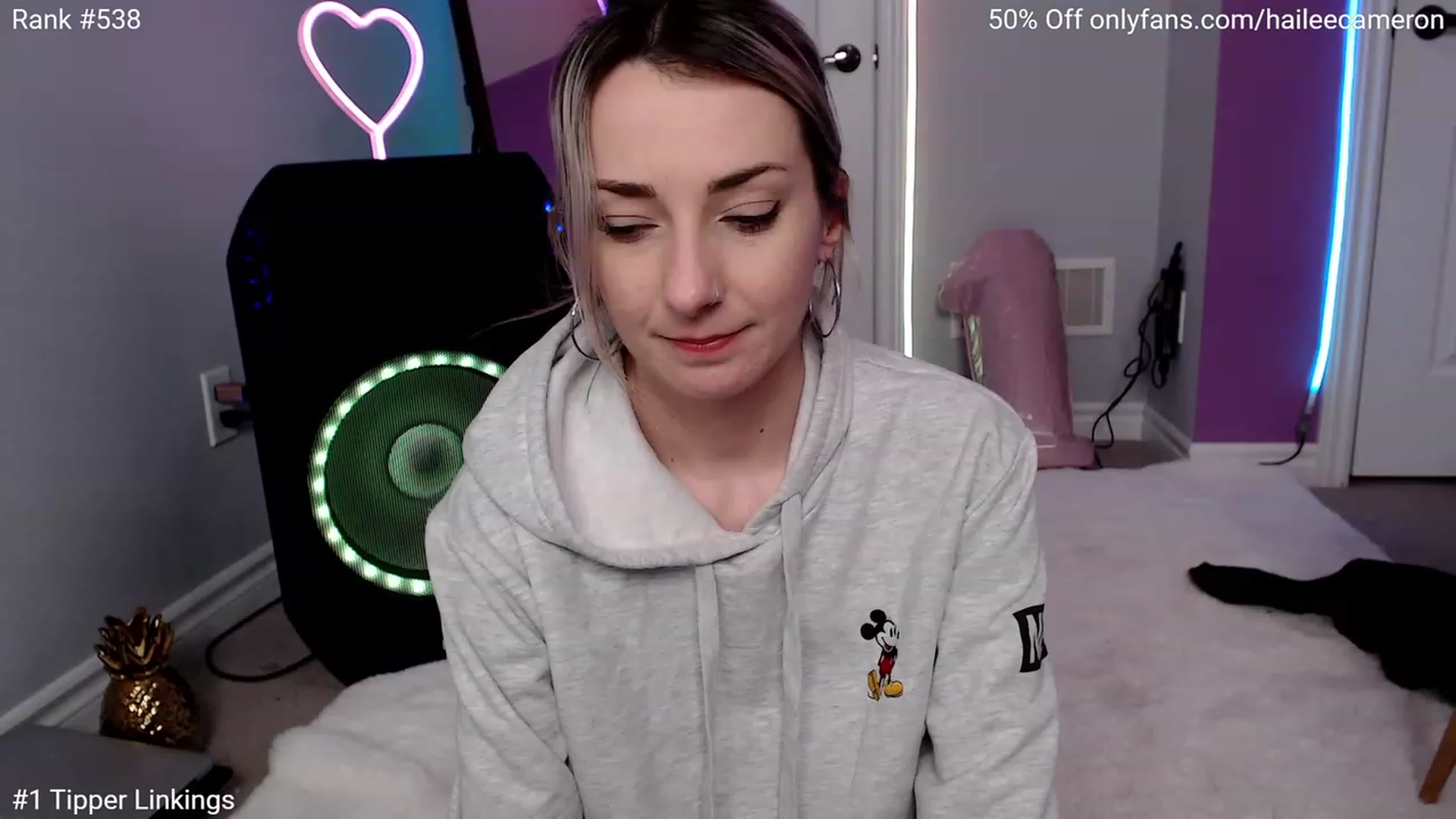 Gallery image thumbnail from HaileeCameron's myfreecams stream on, 02/03/2023, 08:40 image 13 of 20