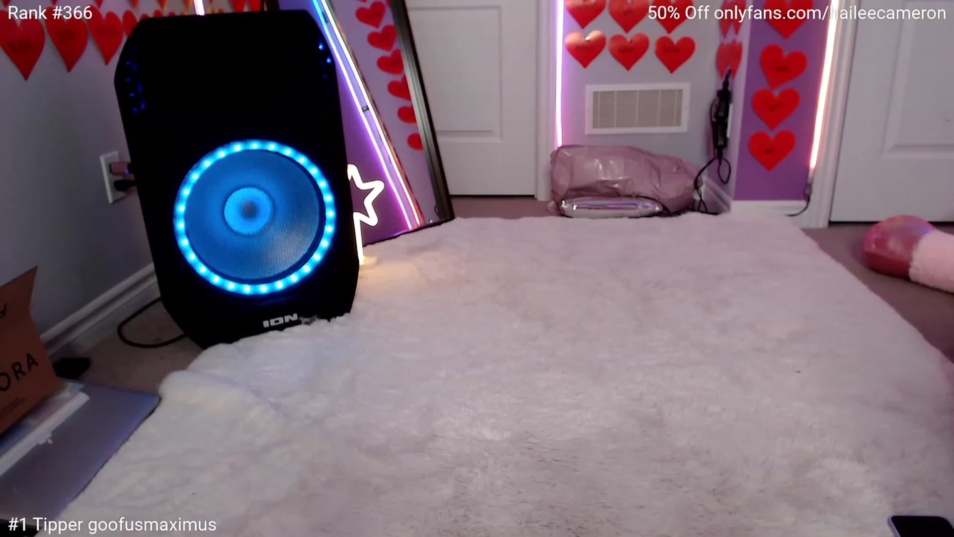 Gallery image thumbnail from HaileeCameron's myfreecams stream on, 02/09/2023, 08:07 image 2 of 20