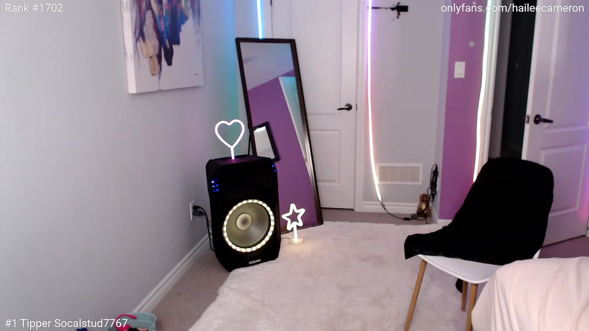 Gallery image thumbnail from HaileeCameron's myfreecams stream on, 03/27/2023, 02:09 image 1 of 20