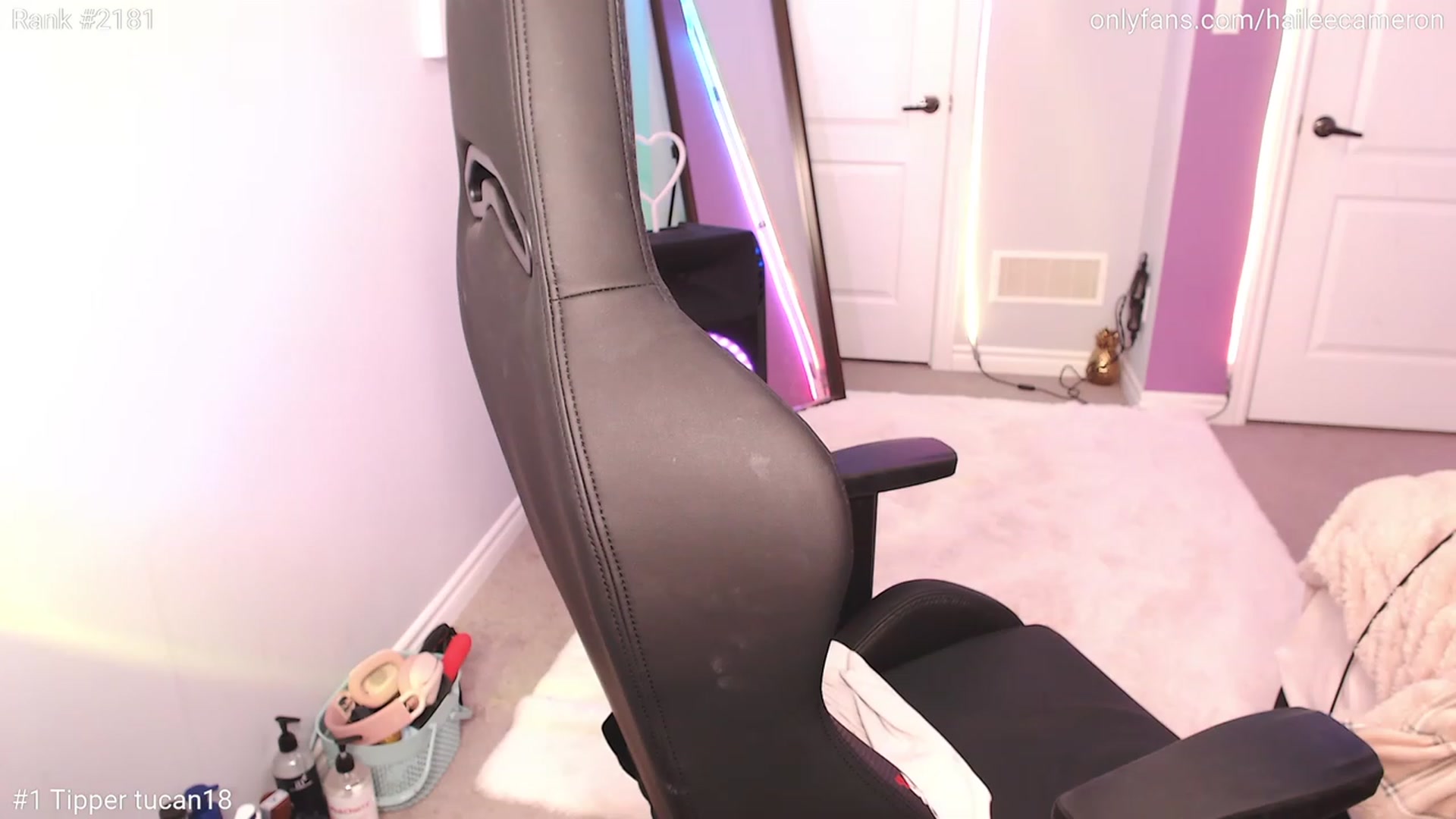 Gallery image thumbnail from HaileeCameron's myfreecams stream on, 06/09/2023, 06:55 image 11 of 20