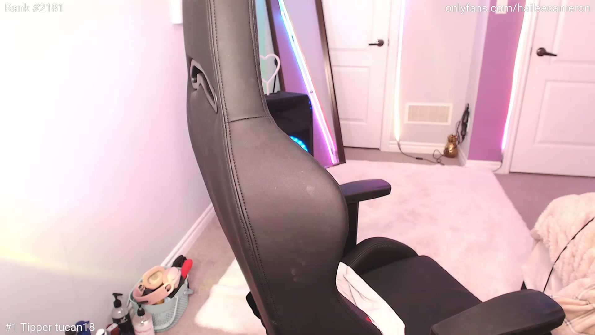 Gallery image thumbnail from HaileeCameron's myfreecams stream on, 06/09/2023, 06:55 image 12 of 20