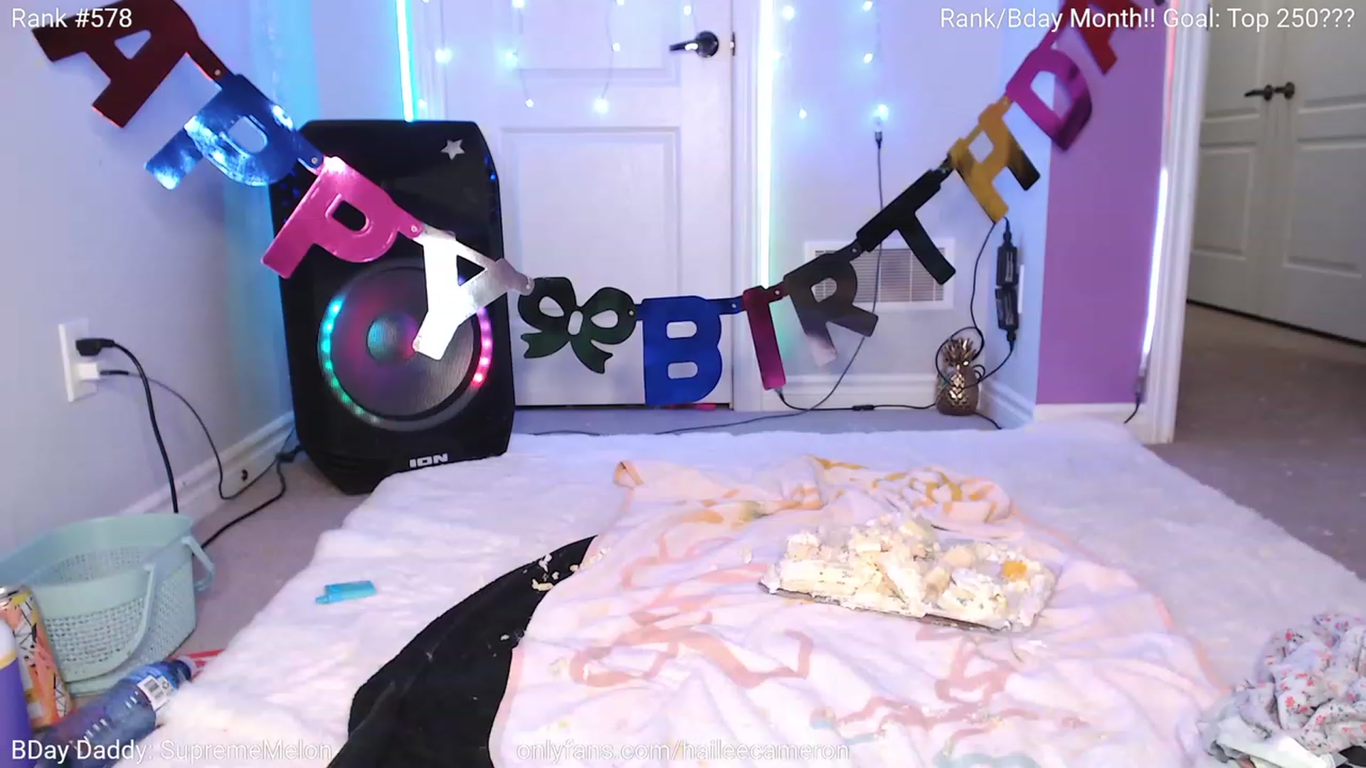 Gallery image thumbnail from HaileeCameron's myfreecams stream on, 07/18/2023, 07:23 image 12 of 20