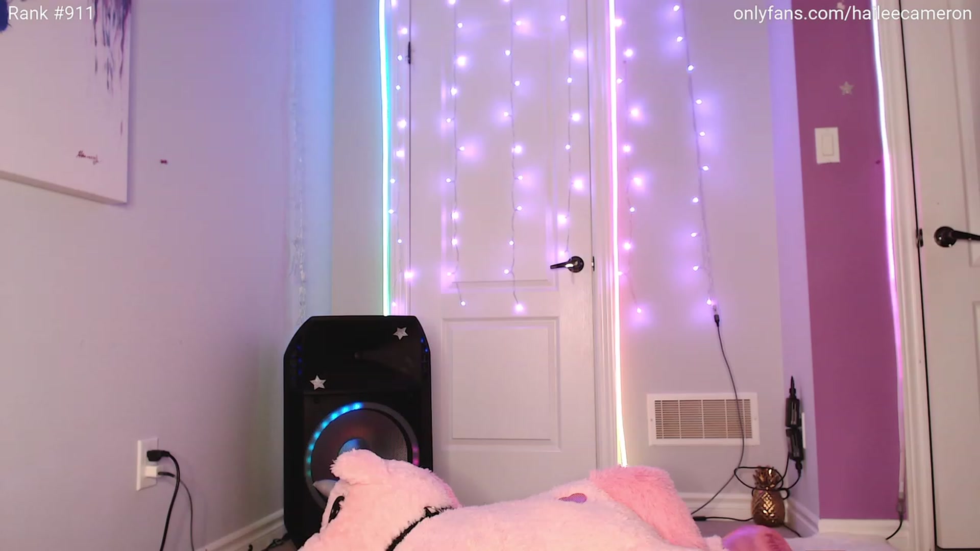 Gallery image thumbnail from HaileeCameron's myfreecams stream on, 08/24/2023, 23:30 image 10 of 20