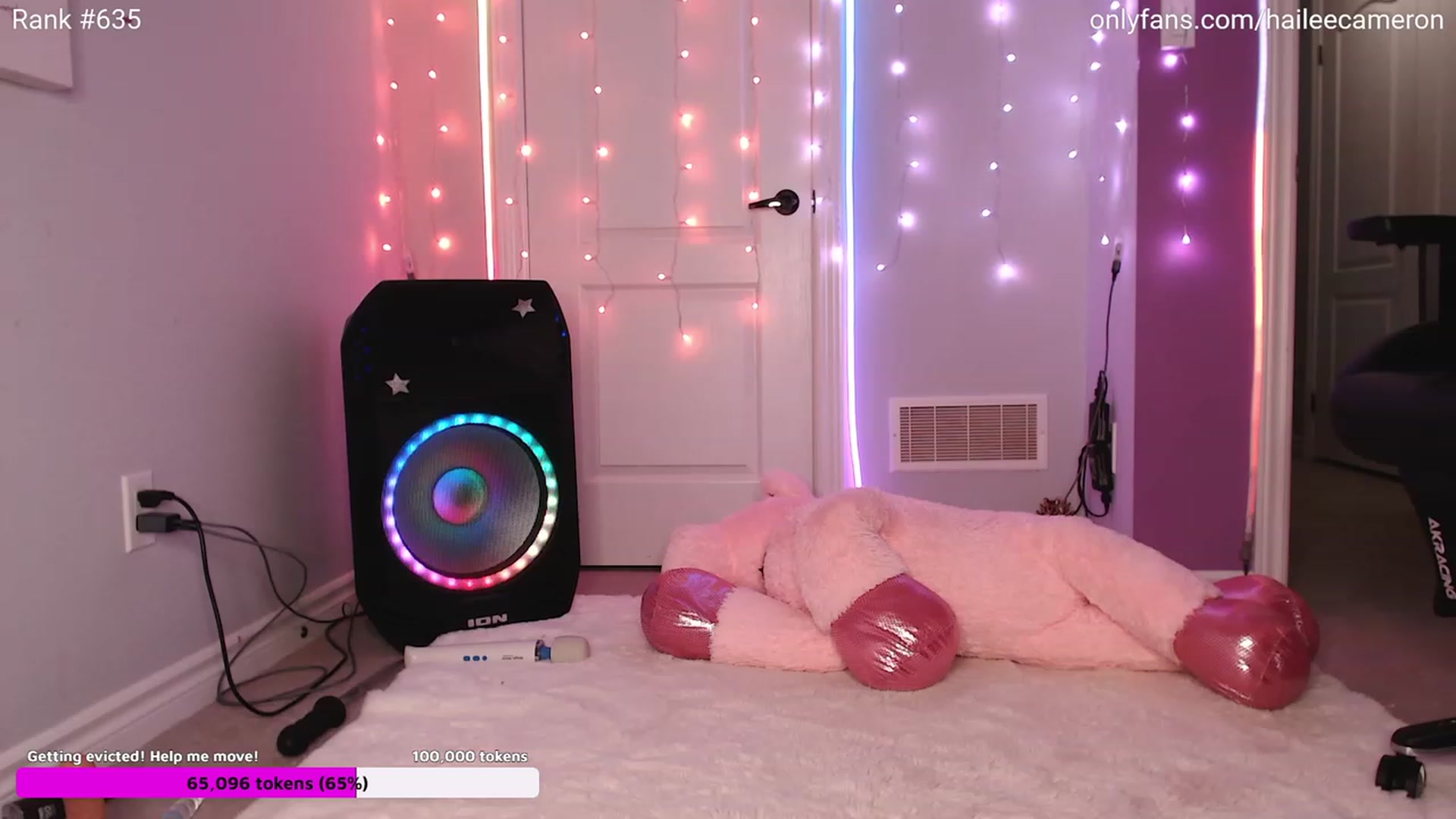 Gallery image thumbnail from HaileeCameron's myfreecams stream on, 09/15/2023, 06:37 image 10 of 20