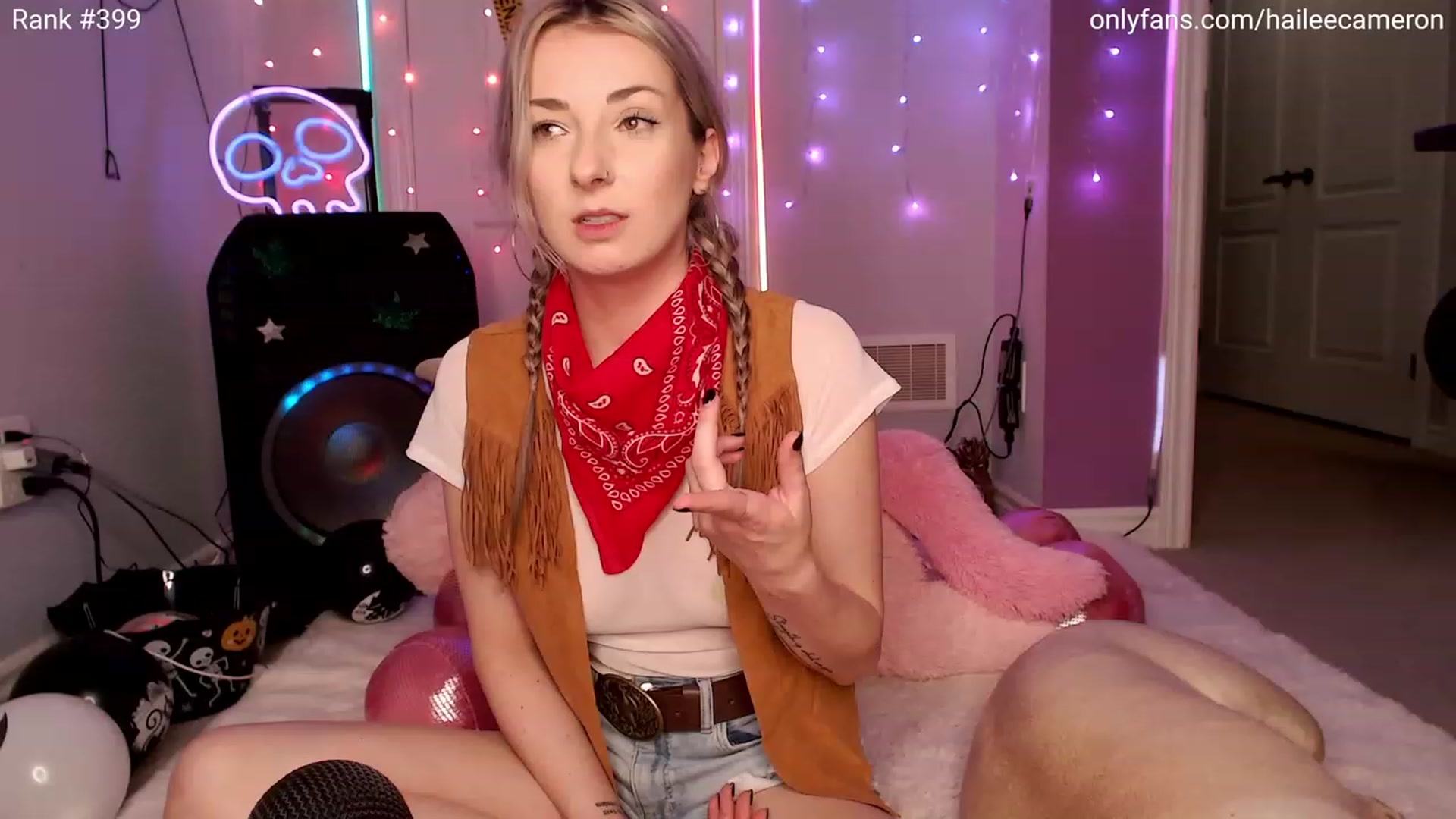 Gallery image thumbnail from HaileeCameron's myfreecams stream on, 10/27/2023, 06:27 image 14 of 20