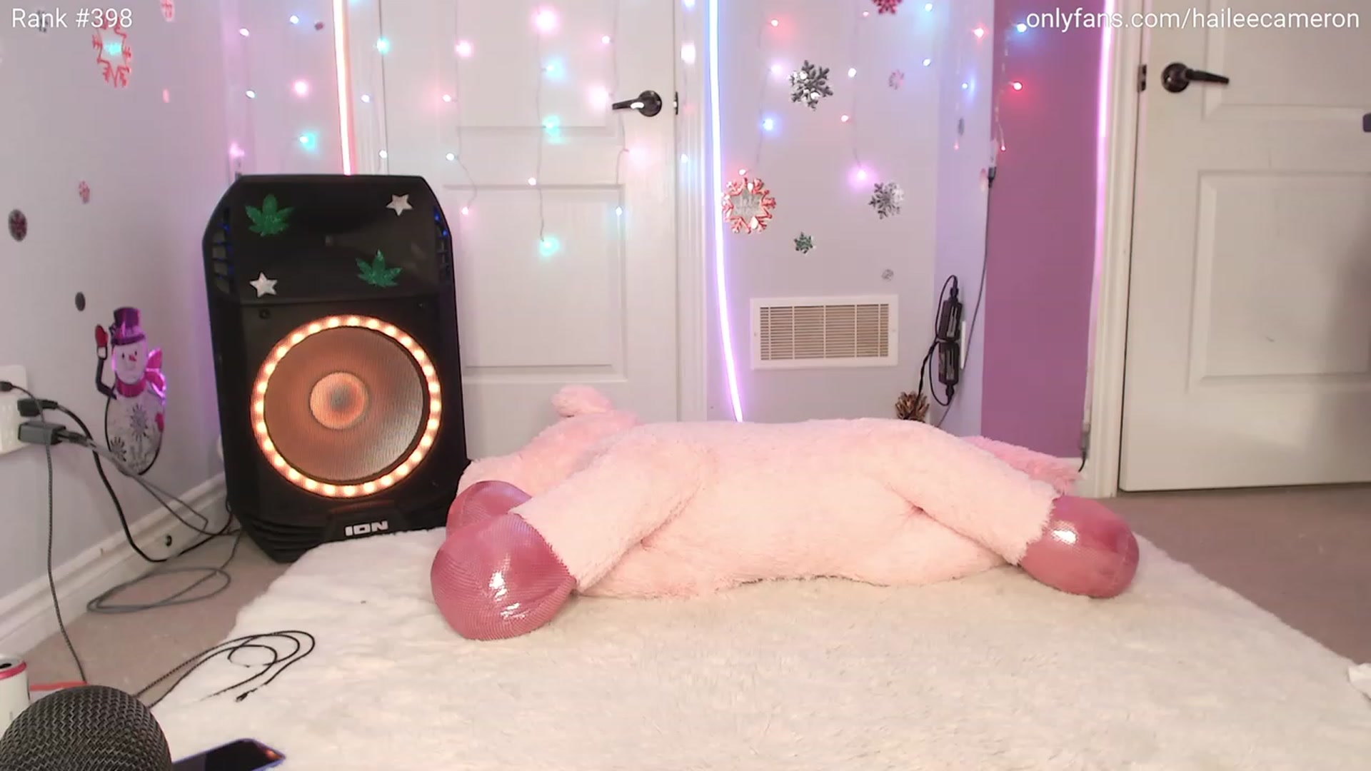 Gallery image thumbnail from HaileeCameron's myfreecams stream on, 11/17/2023, 08:37 image 11 of 20