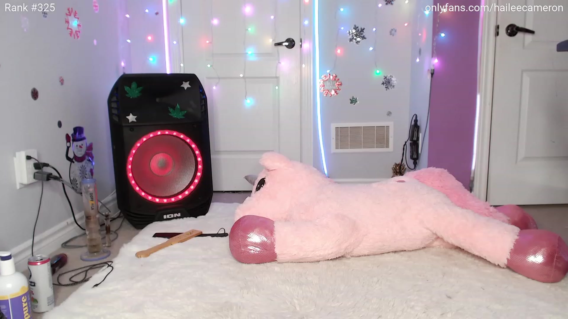 Gallery image thumbnail from HaileeCameron's myfreecams stream on, 11/18/2023, 09:40 image 9 of 20