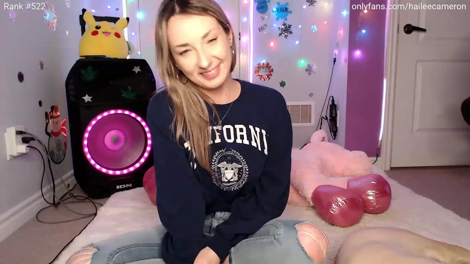 Gallery image thumbnail from HaileeCameron's myfreecams stream on, 12/29/2023, 04:45 image 18 of 20