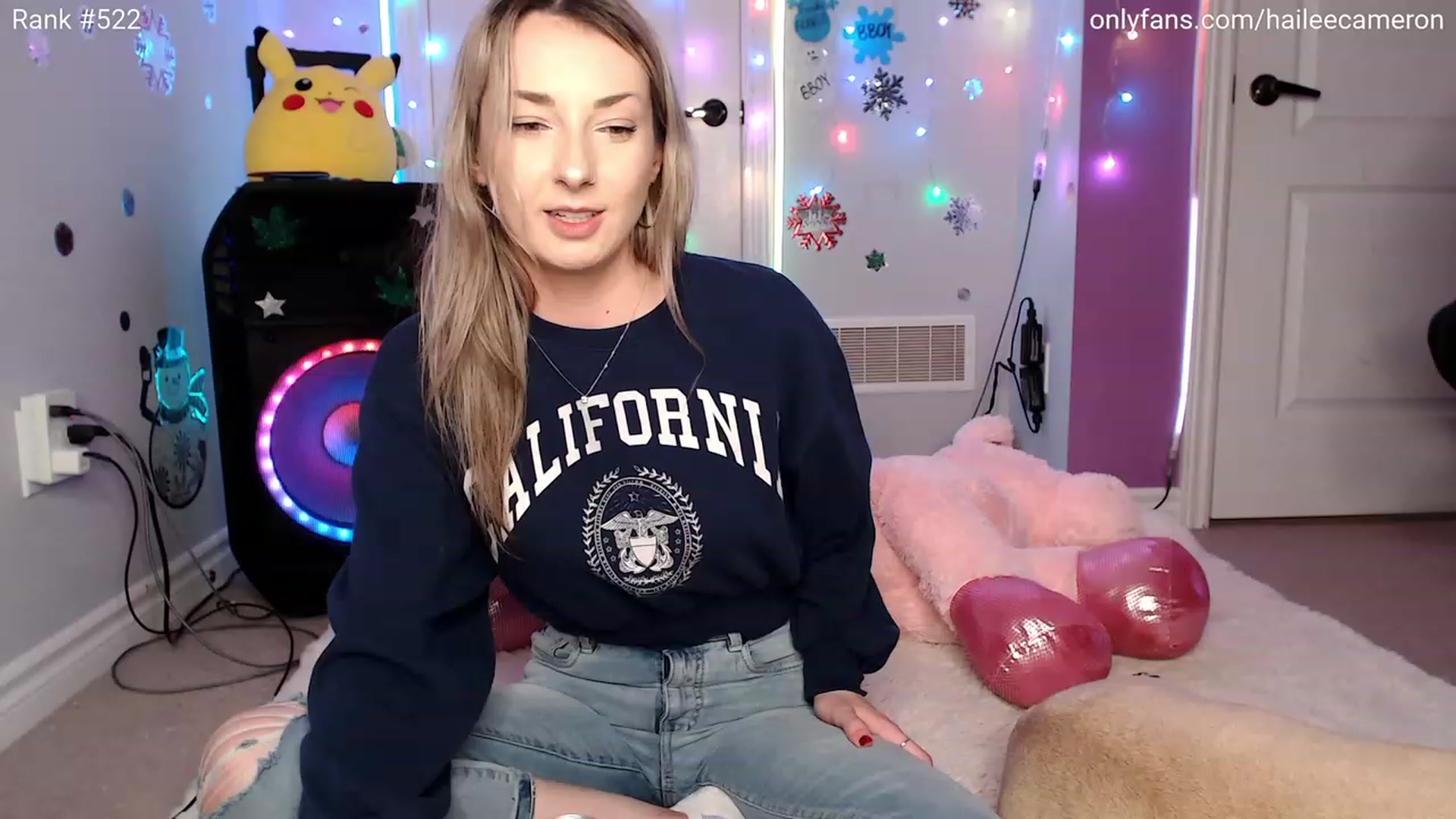 Gallery image thumbnail from HaileeCameron's myfreecams stream on, 12/29/2023, 04:45 image 12 of 20
