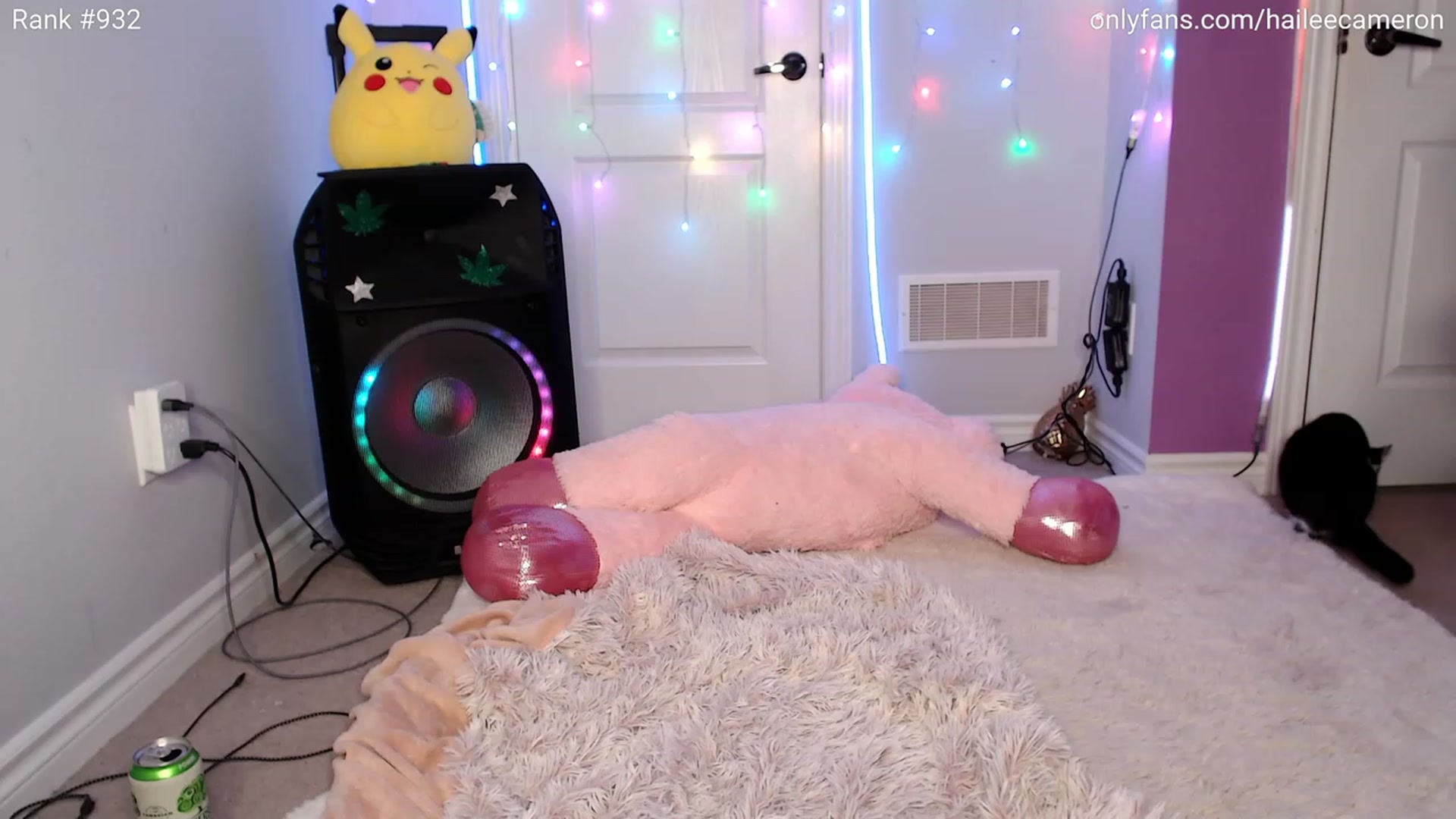 Gallery image thumbnail from HaileeCameron's myfreecams stream on, 01/07/2024, 08:18 image 18 of 20