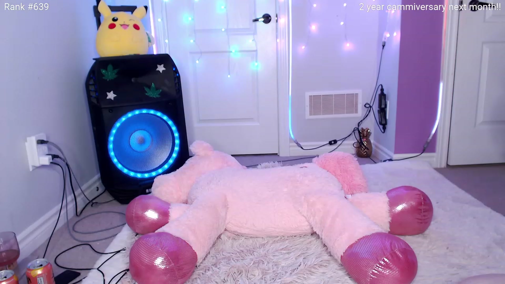 Gallery image thumbnail from HaileeCameron's myfreecams stream on, 01/24/2024, 04:59 image 16 of 20