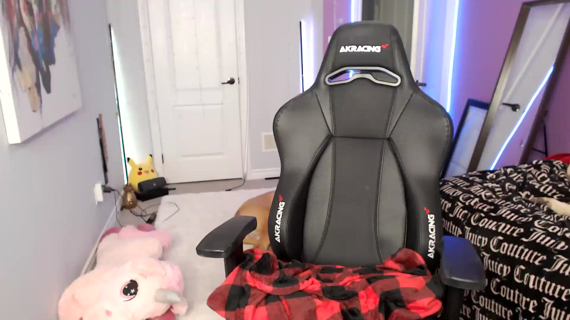 Gallery image thumbnail from HaileeCameron's myfreecams stream on, 05/28/2024, 06:32 image 7 of 20