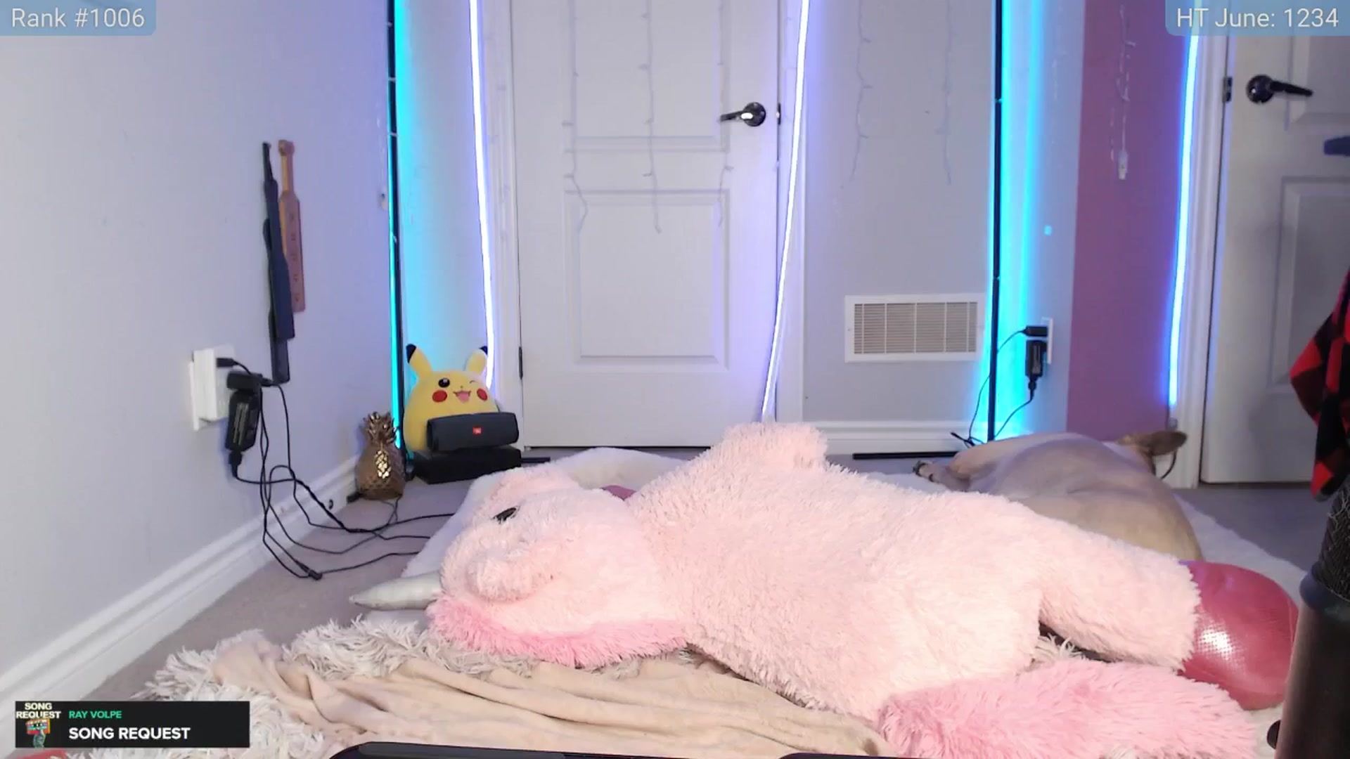 Gallery image thumbnail from HaileeCameron's myfreecams stream on, 06/05/2024, 03:51 image 11 of 20