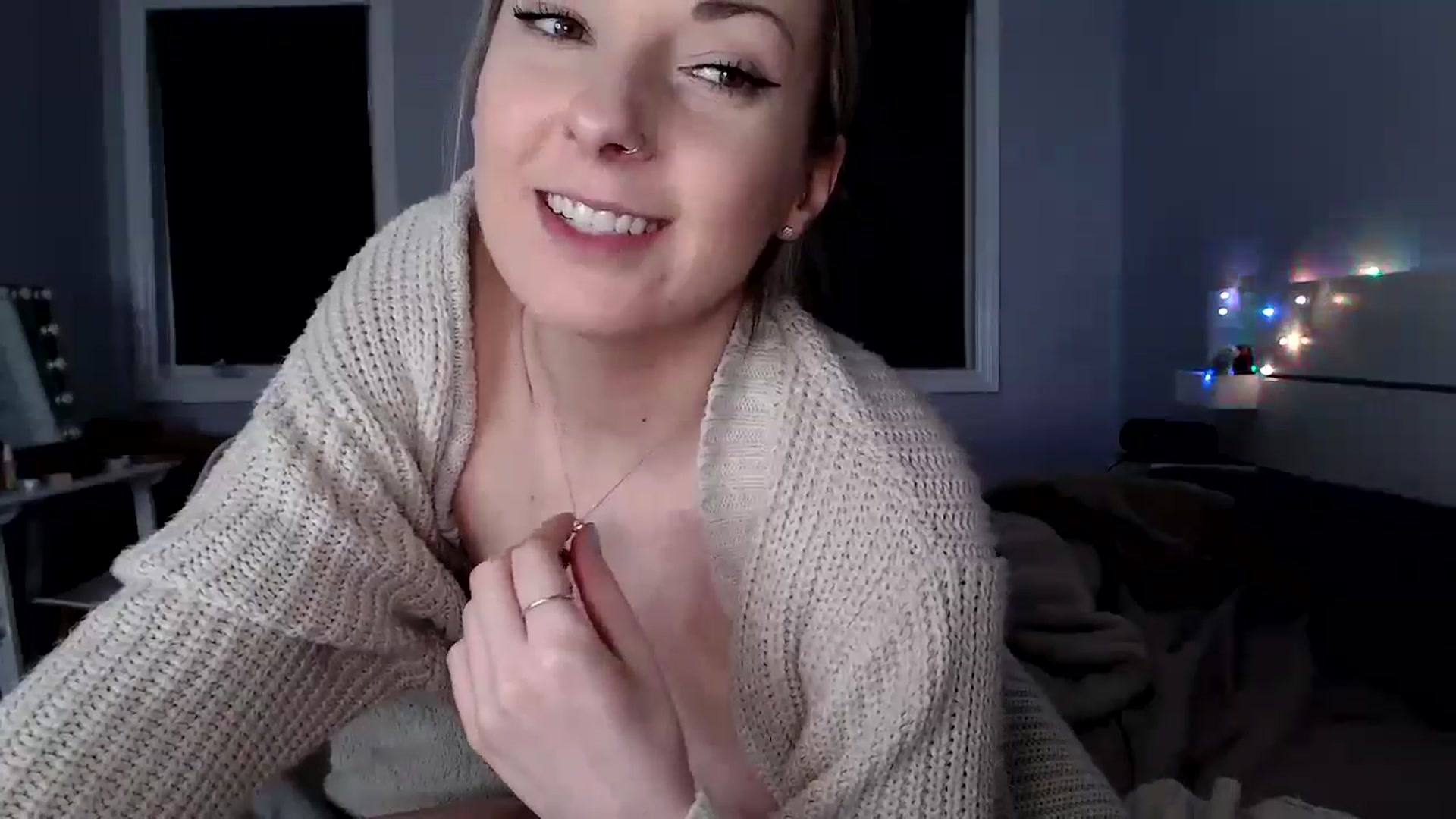 Gallery image thumbnail from HaileeCameron's myfreecams stream on, 06/29/2024, 09:06 image 6 of 20