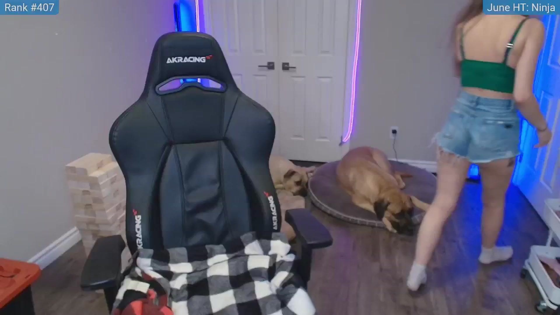 Gallery image thumbnail from HaileeCameron's myfreecams stream on, 06/28/2025, 03:49 image 1 of 20