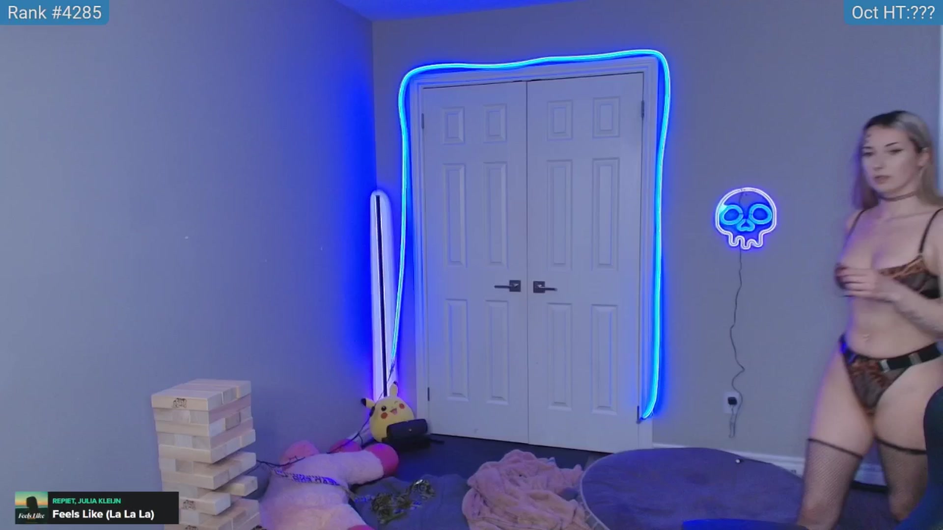 Gallery image thumbnail from HaileeCameron's myfreecams stream on, 10/02/2025, 04:02 image 3 of 20