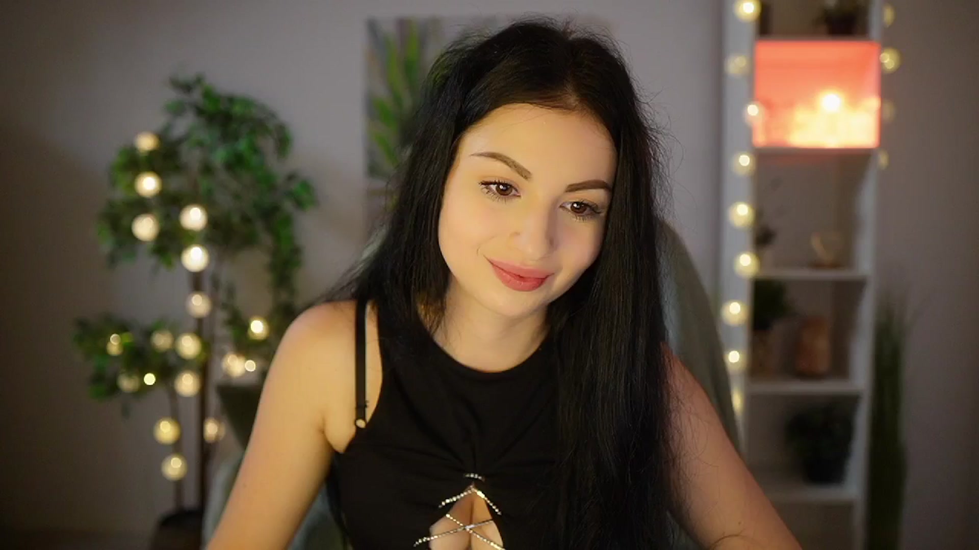 Gallery image thumbnail from Hailee_Rain's myfreecams stream on, 06/24/2025, 12:50 image 18 of 20