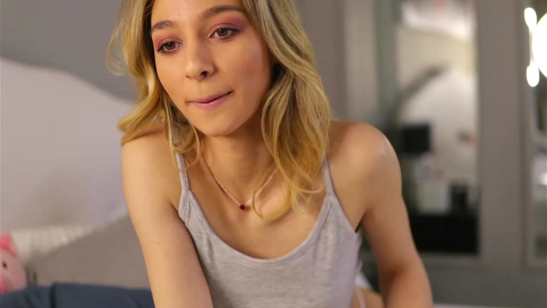 Gallery image thumbnail from HaileyCole's myfreecams stream on, 04/25/2023, 10:03 image 6 of 20