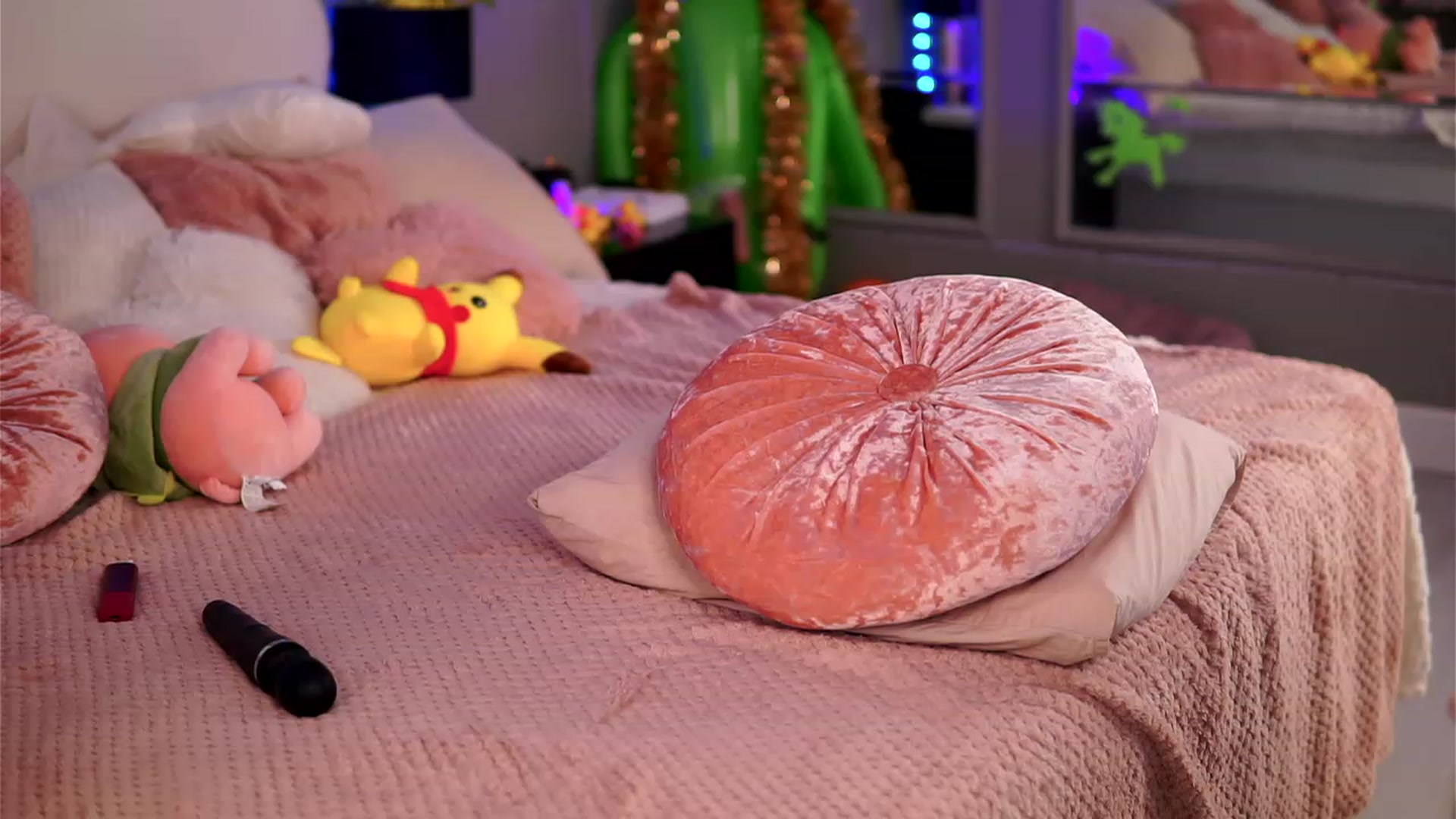 Gallery image thumbnail from HaileyCole's myfreecams stream on, 01/23/2024, 14:09 image 6 of 20
