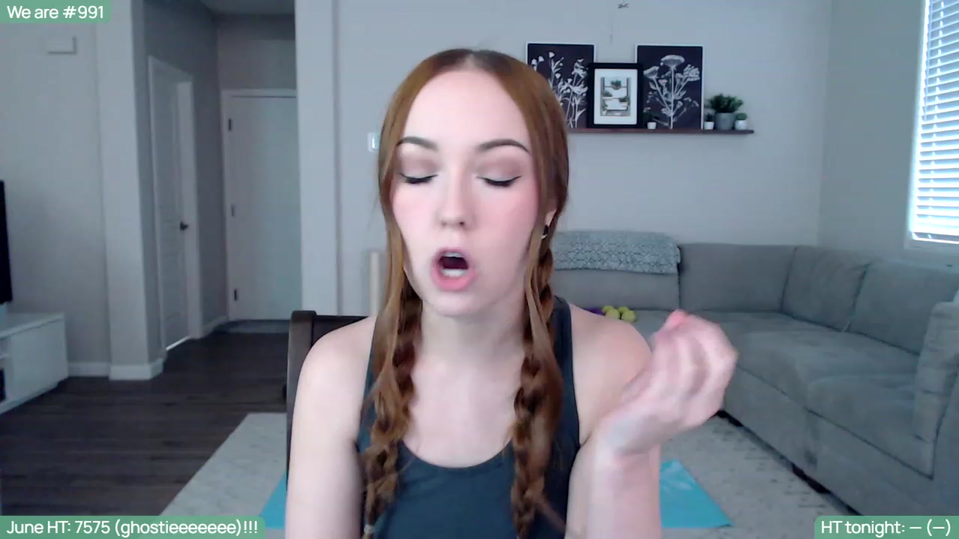 Gallery image thumbnail from HaileyFaye's myfreecams stream on, 06/28/2023, 01:25 image 3 of 20