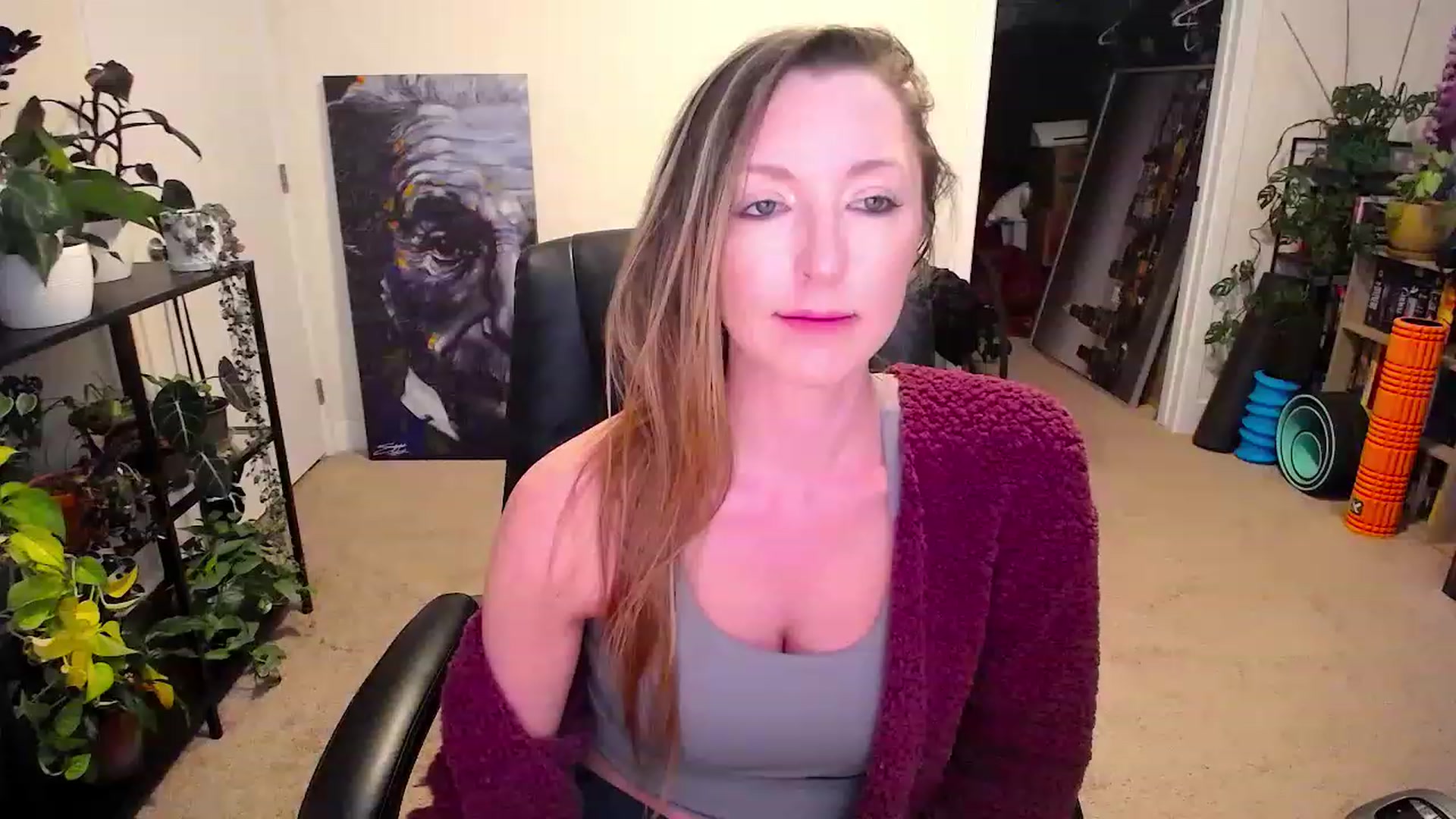 Gallery image thumbnail from HaileyJade's myfreecams stream on, 11/22/2022, 03:13 image 6 of 20