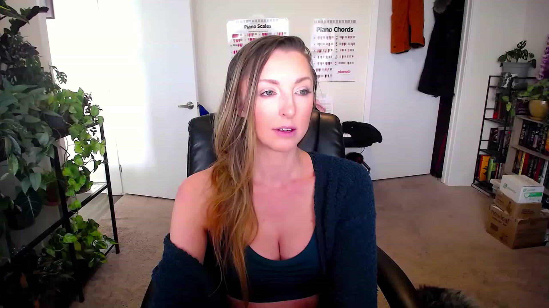 Gallery image thumbnail from HaileyJade's myfreecams stream on, 06/14/2023, 24:01 image 8 of 20