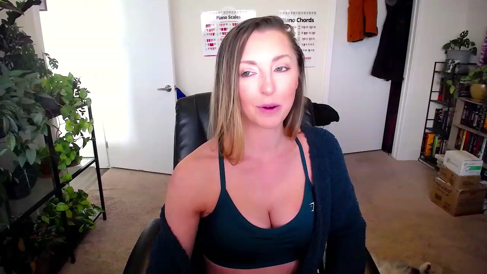 Gallery image thumbnail from HaileyJade's myfreecams stream on, 06/14/2023, 24:01 image 15 of 20