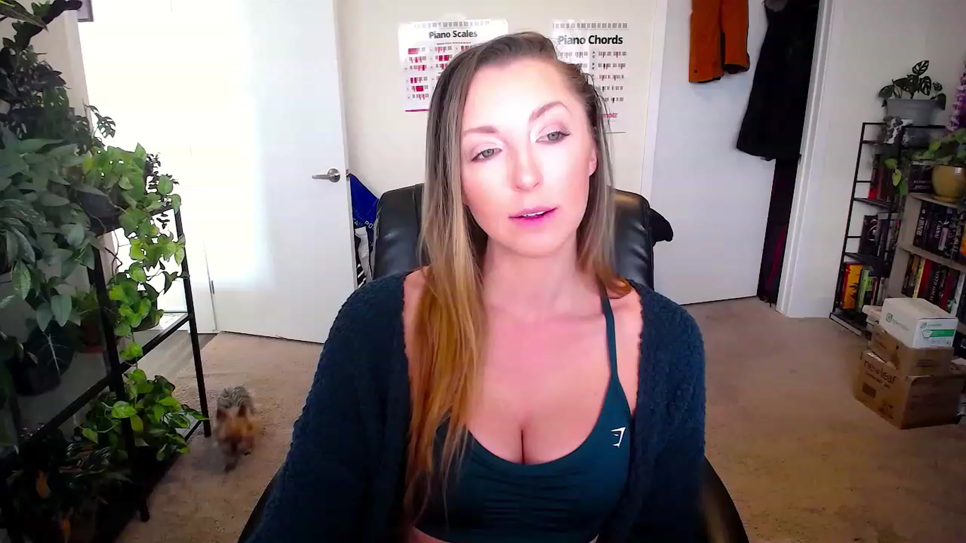 Gallery image thumbnail from HaileyJade's myfreecams stream on, 06/14/2023, 24:32 image 3 of 20