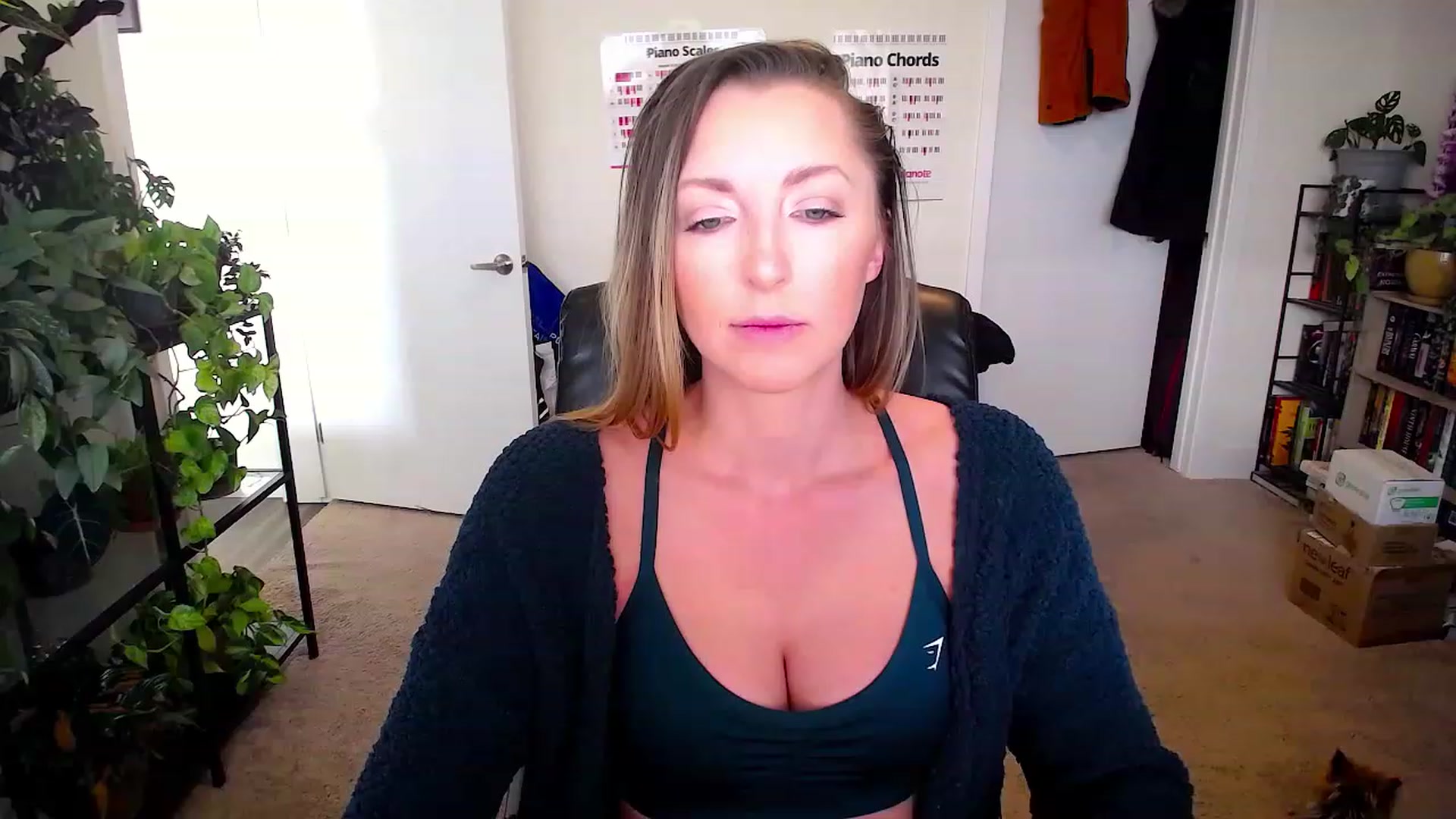 Gallery image thumbnail from HaileyJade's myfreecams stream on, 06/14/2023, 24:32 image 12 of 20