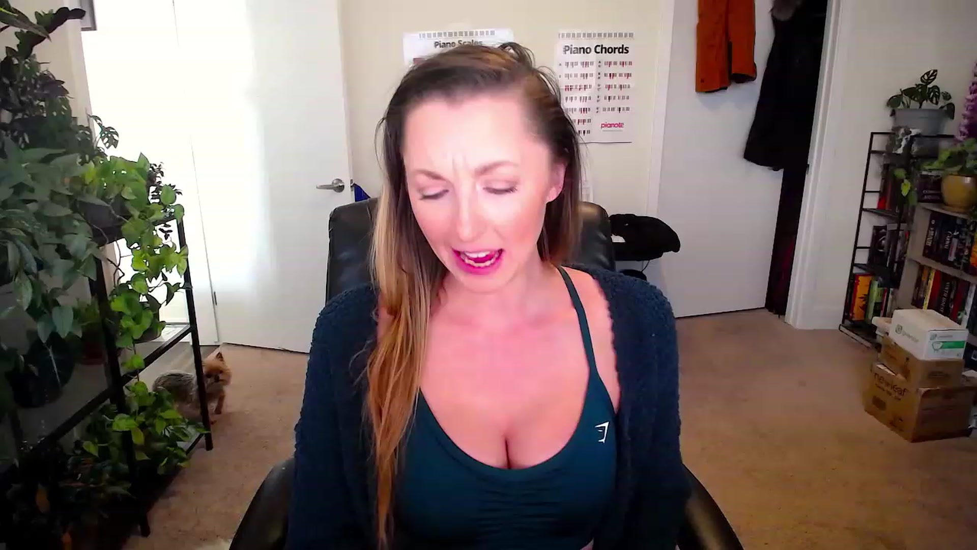 Gallery image thumbnail from HaileyJade's myfreecams stream on, 06/14/2023, 01:08 image 17 of 20