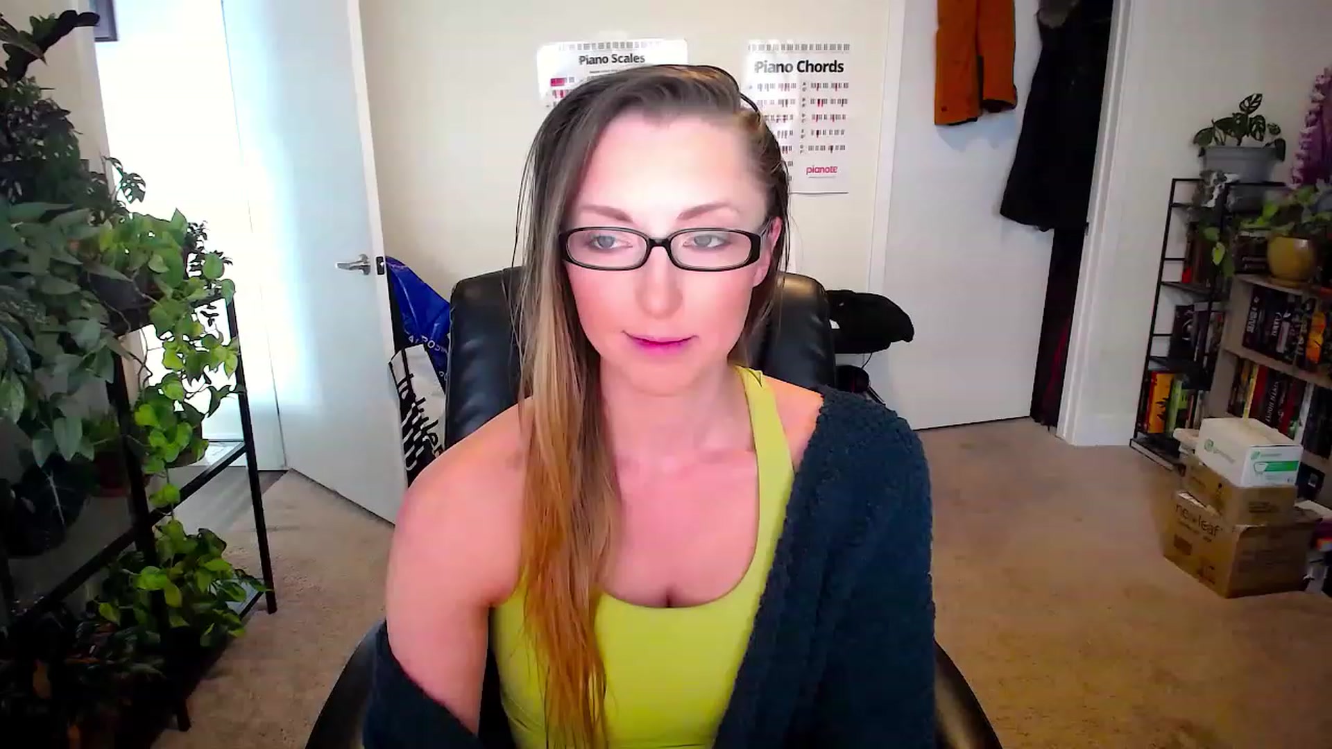 Gallery image thumbnail from HaileyJade's myfreecams stream on, 06/15/2023, 24:21 image 11 of 20
