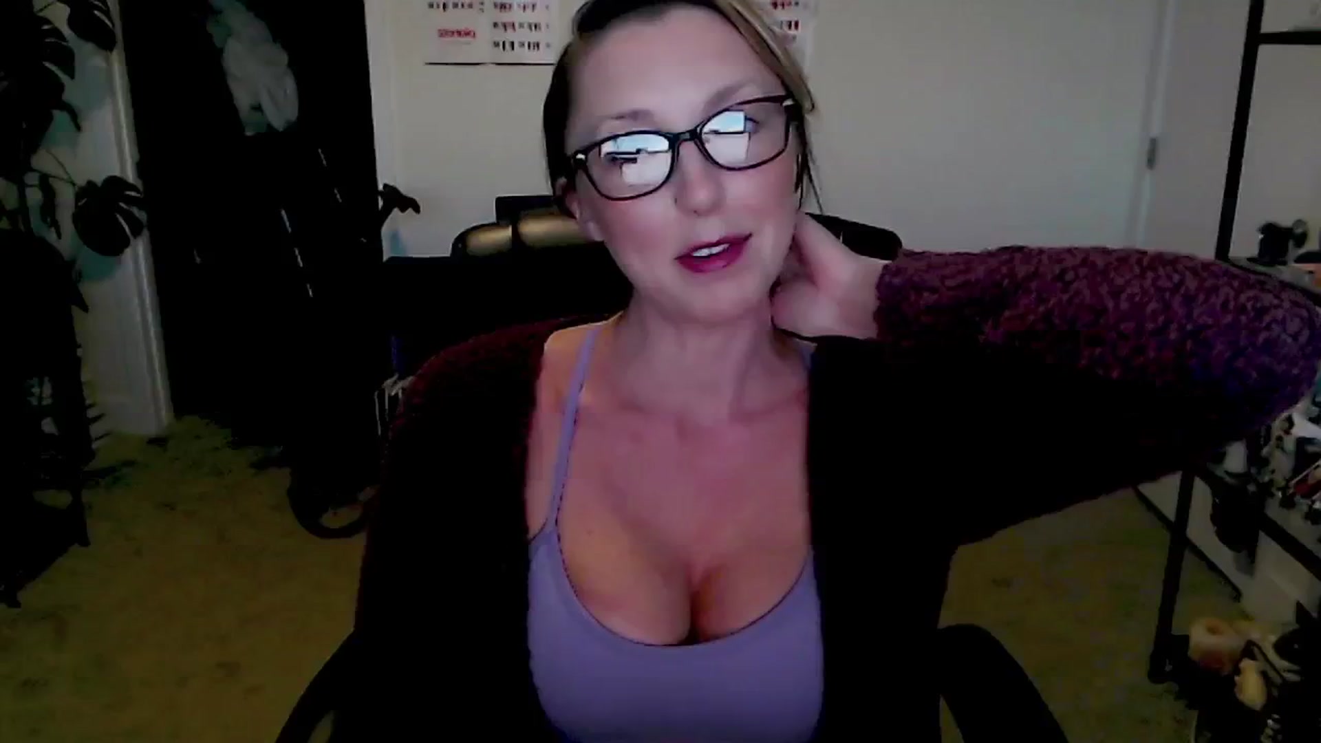 Gallery image thumbnail from HaileyJade's myfreecams stream on, 07/09/2024, 02:29 image 16 of 20