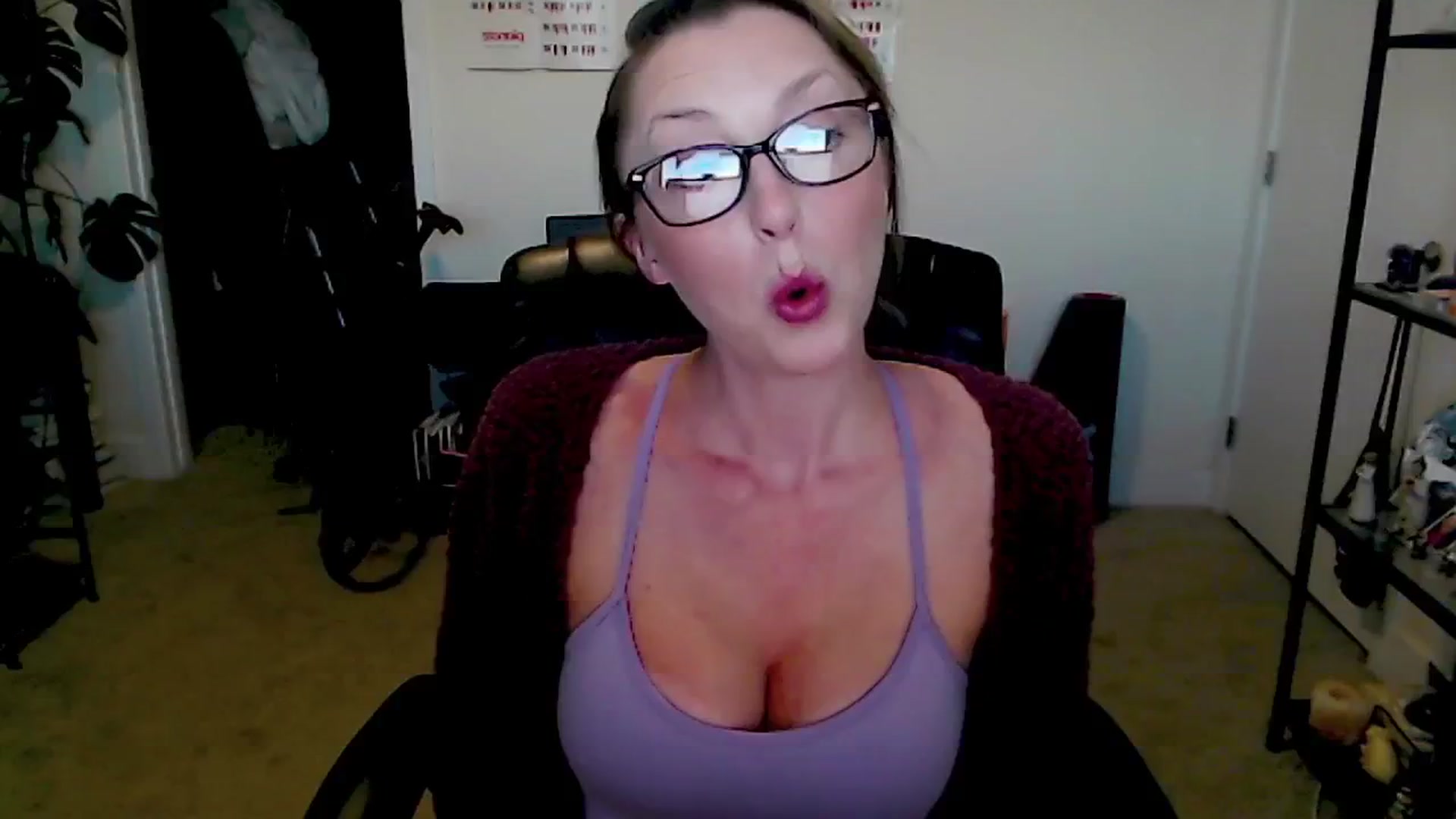 Gallery image thumbnail from HaileyJade's myfreecams stream on, 07/09/2024, 02:29 image 12 of 20