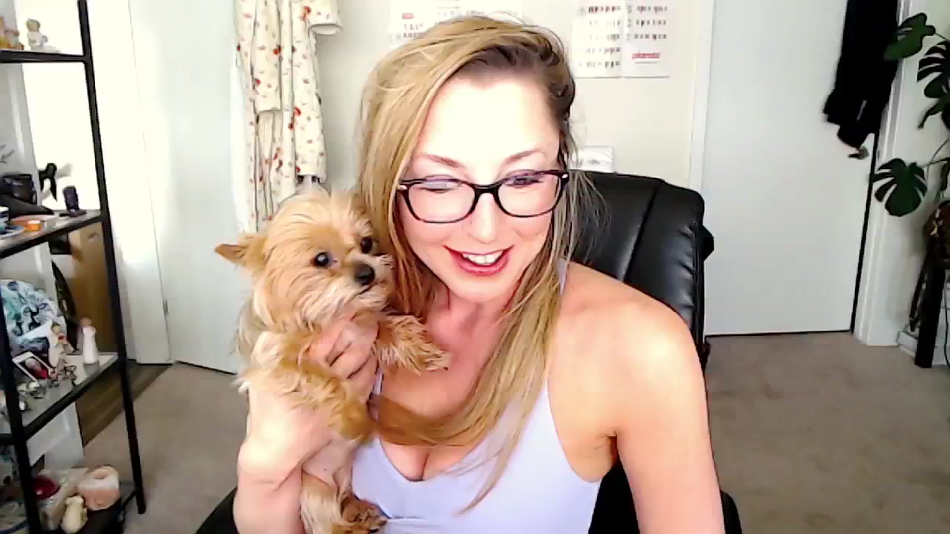 Gallery image thumbnail from HaileyJade's myfreecams stream on, 07/23/2024, 24:01 image 16 of 20