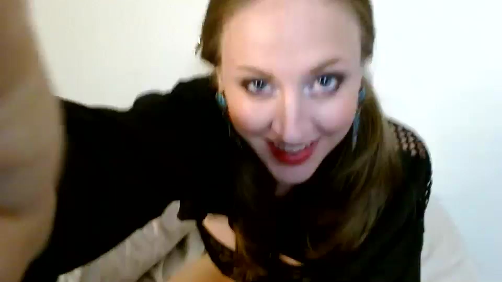 Gallery image thumbnail from HaileyKehryn's myfreecams stream on, 07/22/2024, 09:00 image 4 of 20