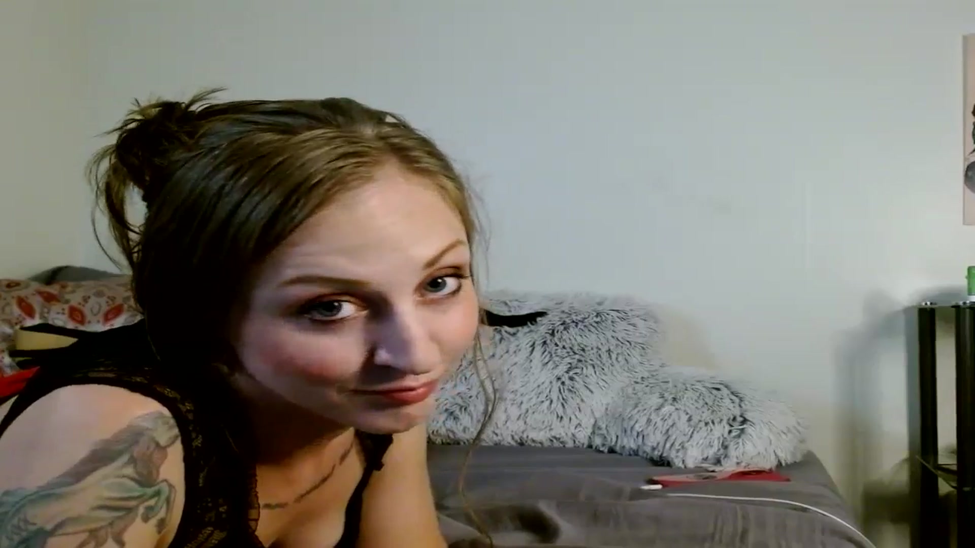 Gallery image thumbnail from HaileyKehryn's myfreecams stream on, 09/12/2024, 24:19 image 7 of 20
