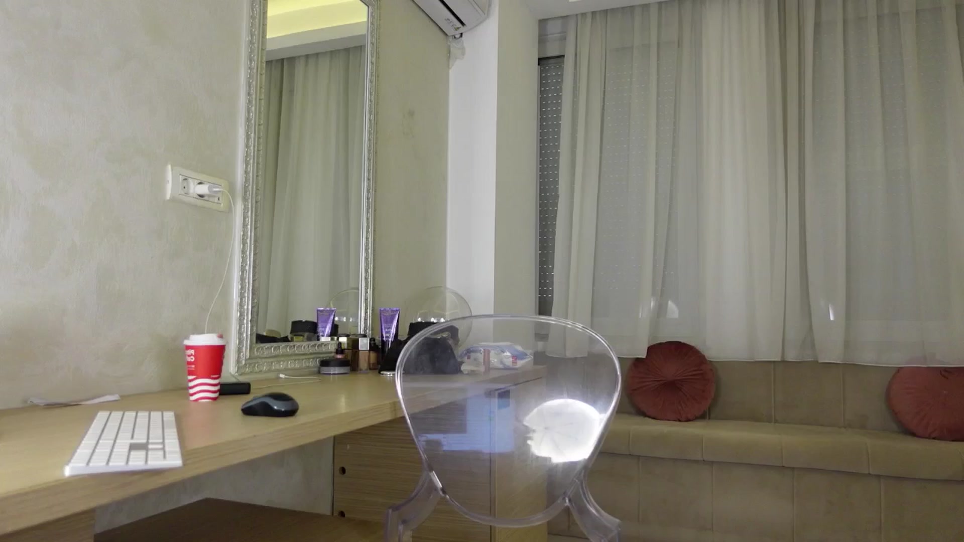 Gallery image thumbnail from HaileyRoses's myfreecams stream on, 01/31/2025, 09:30 image 4 of 20