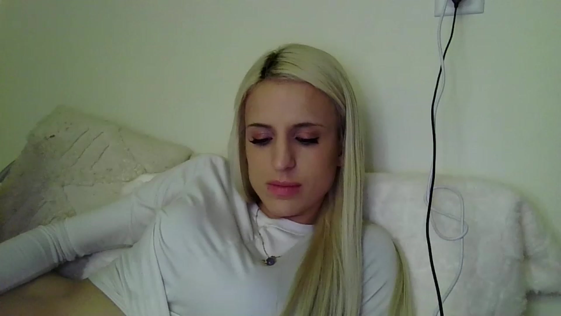 Gallery image thumbnail from HaileyWinters's myfreecams stream on, 03/09/2023, 09:00 image 9 of 20
