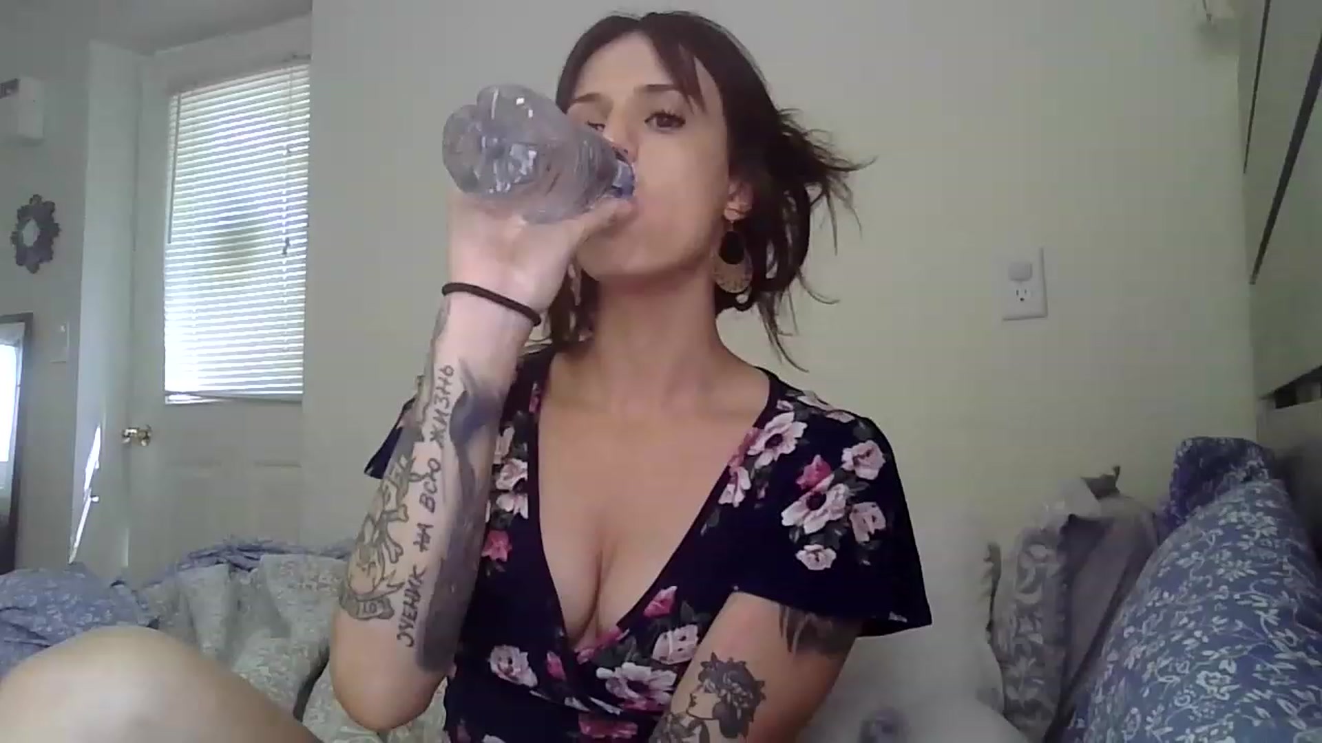 Gallery image thumbnail from HaileyWinters's myfreecams stream on, 05/31/2023, 18:57 image 19 of 20