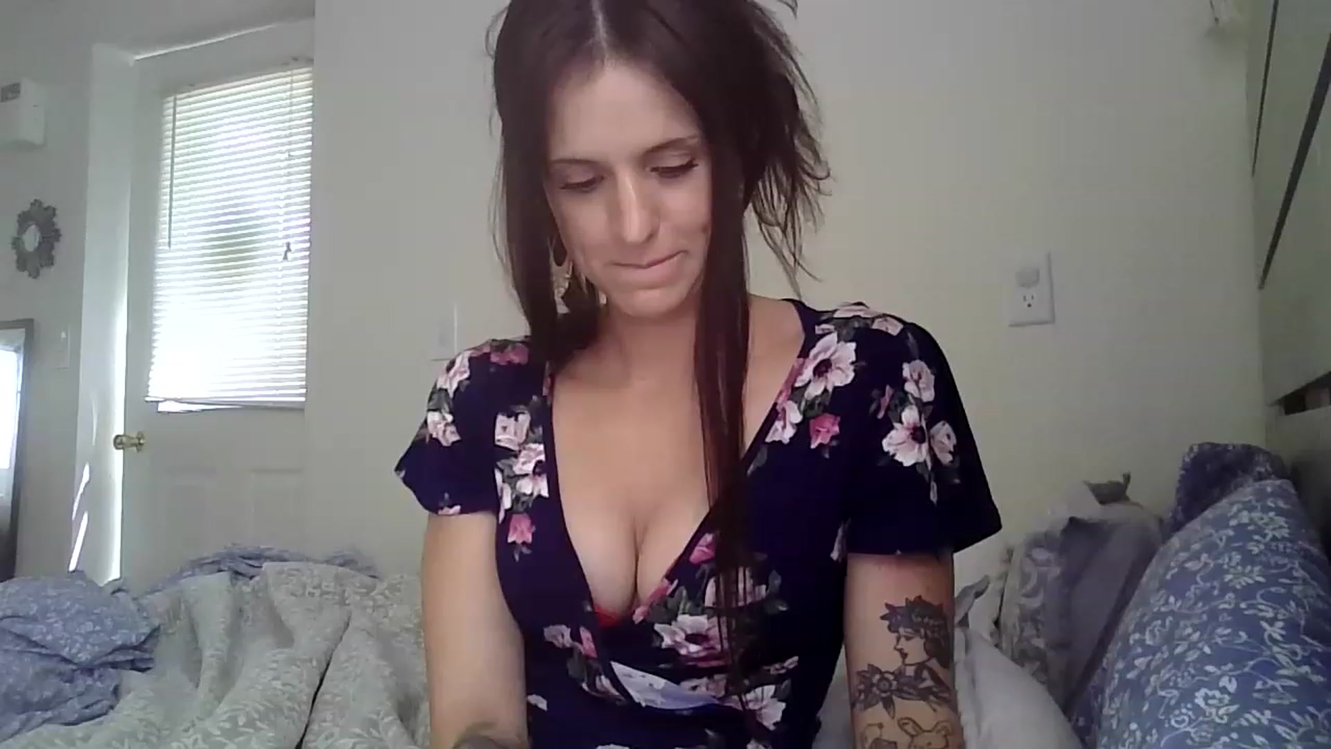 Gallery image thumbnail from HaileyWinters's myfreecams stream on, 05/31/2023, 18:57 image 6 of 20