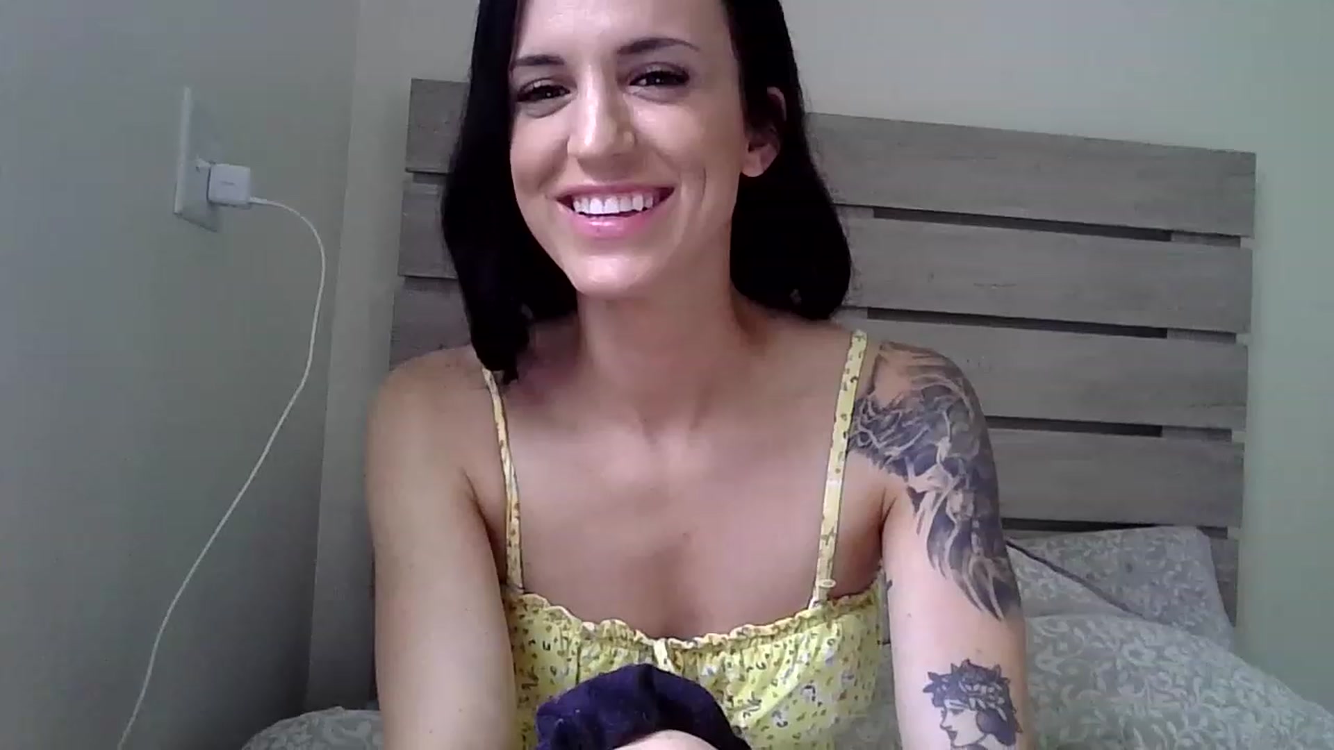 Gallery image thumbnail from HaileyWinters's myfreecams stream on, 06/14/2023, 16:21 image 13 of 20