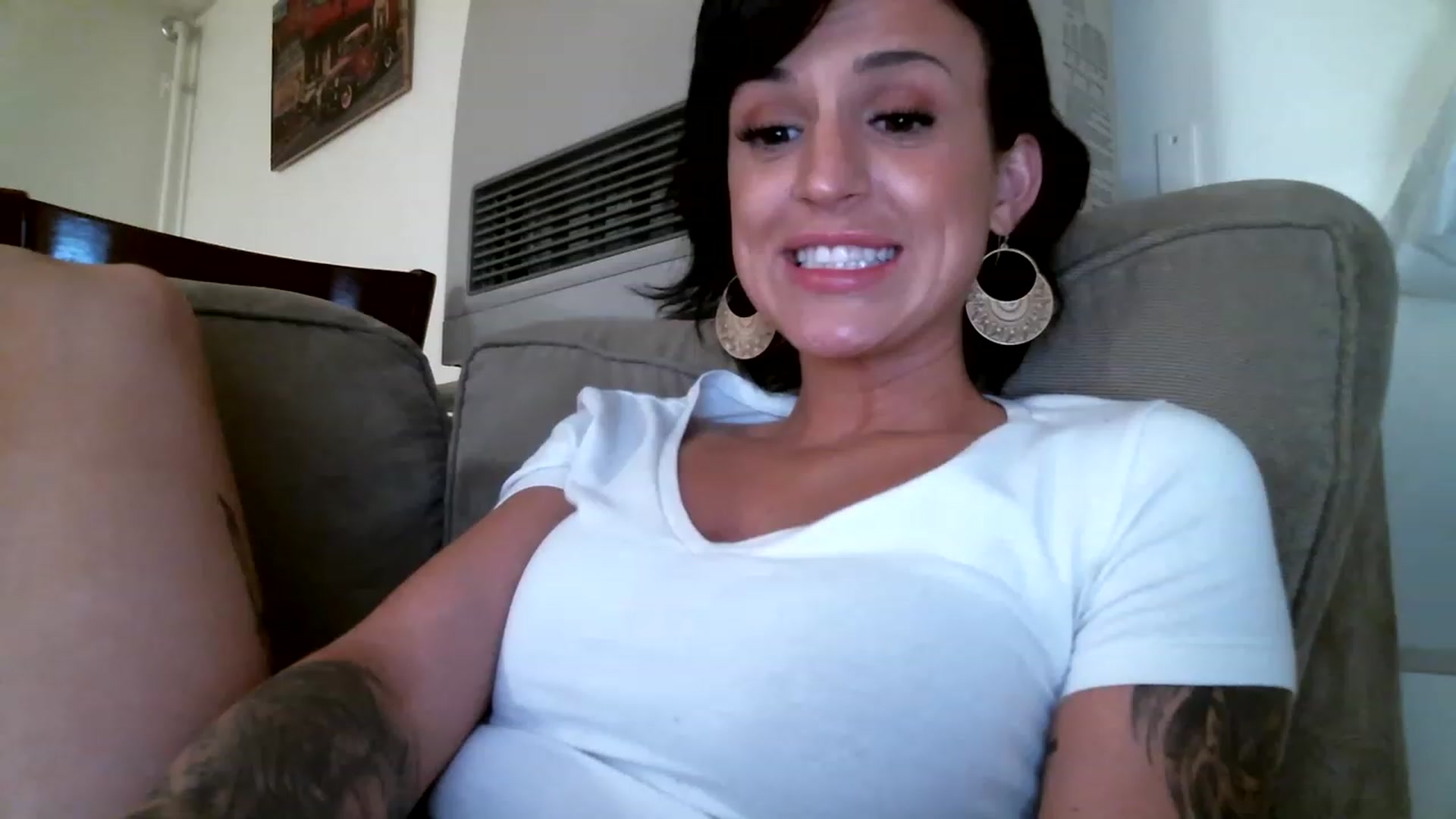 Gallery image thumbnail from HaileyWinters's myfreecams stream on, 07/02/2023, 06:46 image 4 of 20