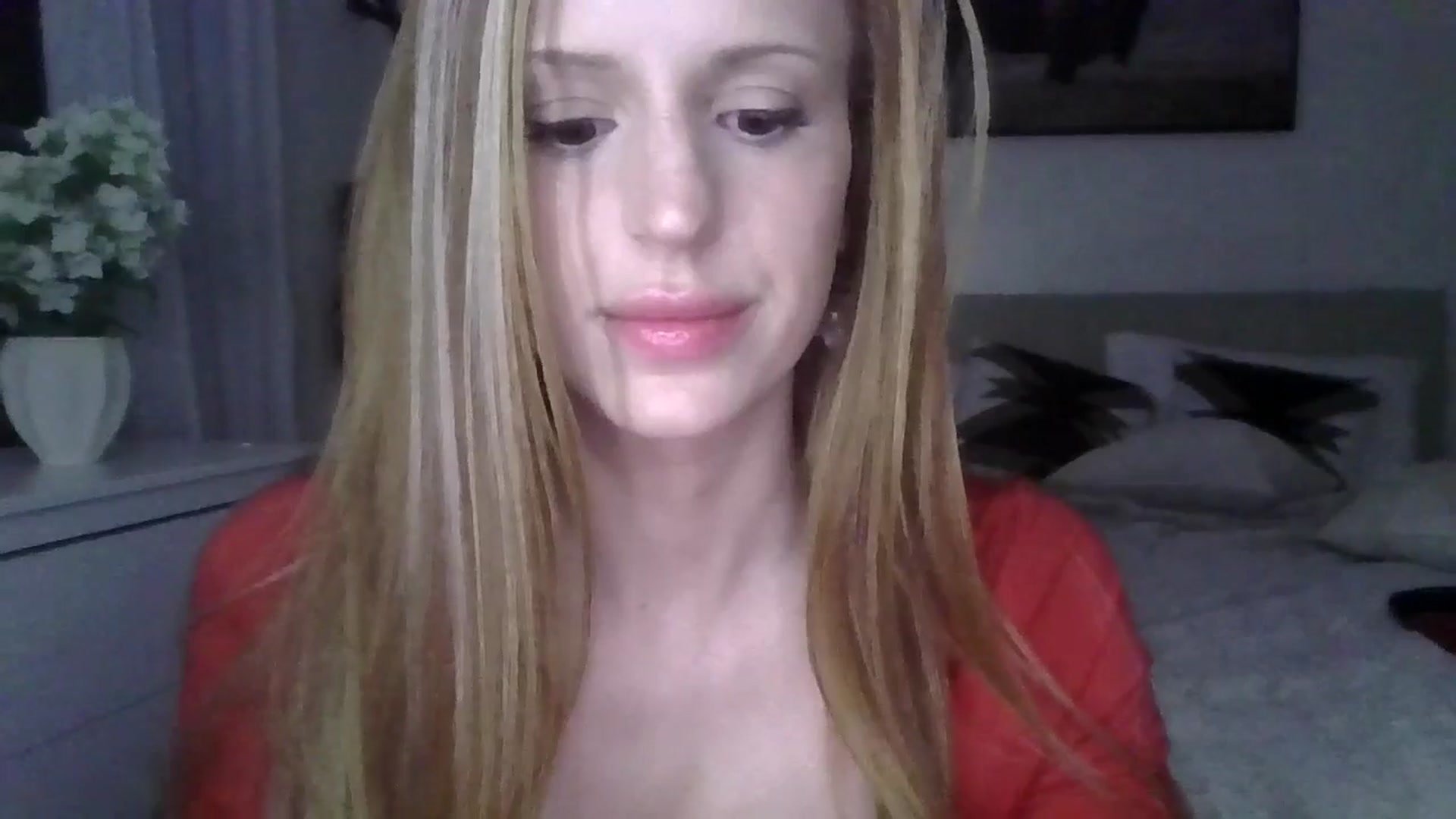 Gallery image thumbnail from HaileyWinters's myfreecams stream on, 03/12/2026, 07:04 image 18 of 20