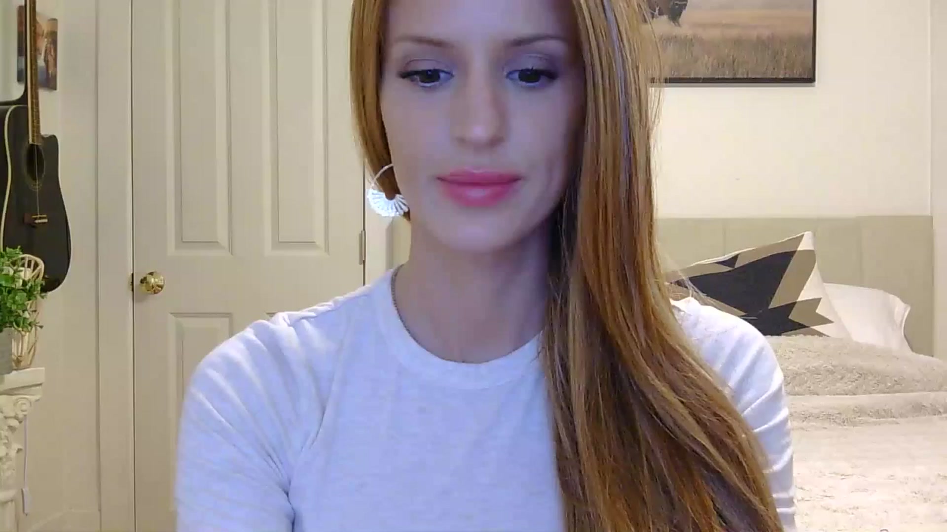 Gallery image thumbnail from HaileyWinters's myfreecams stream on, 03/25/2026, 05:00 image 15 of 20