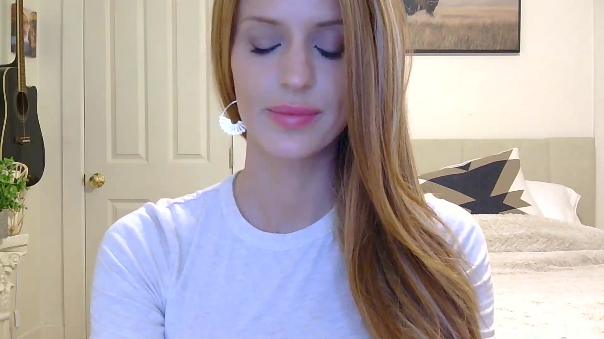 Gallery image thumbnail from HaileyWinters's myfreecams stream on, 03/25/2026, 05:00 image 16 of 20