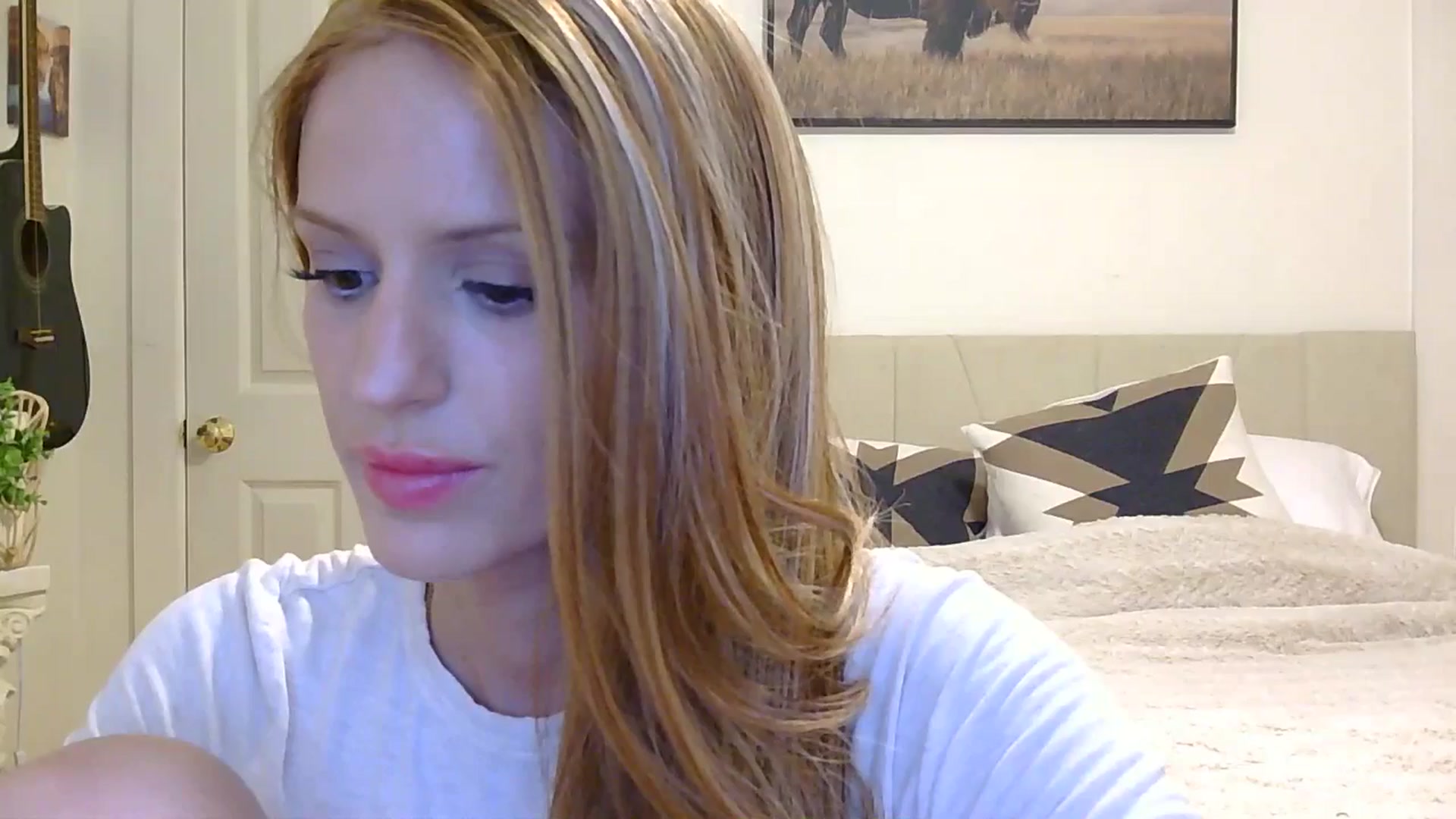 Gallery image thumbnail from HaileyWinters's myfreecams stream on, 03/25/2026, 05:00 image 3 of 20